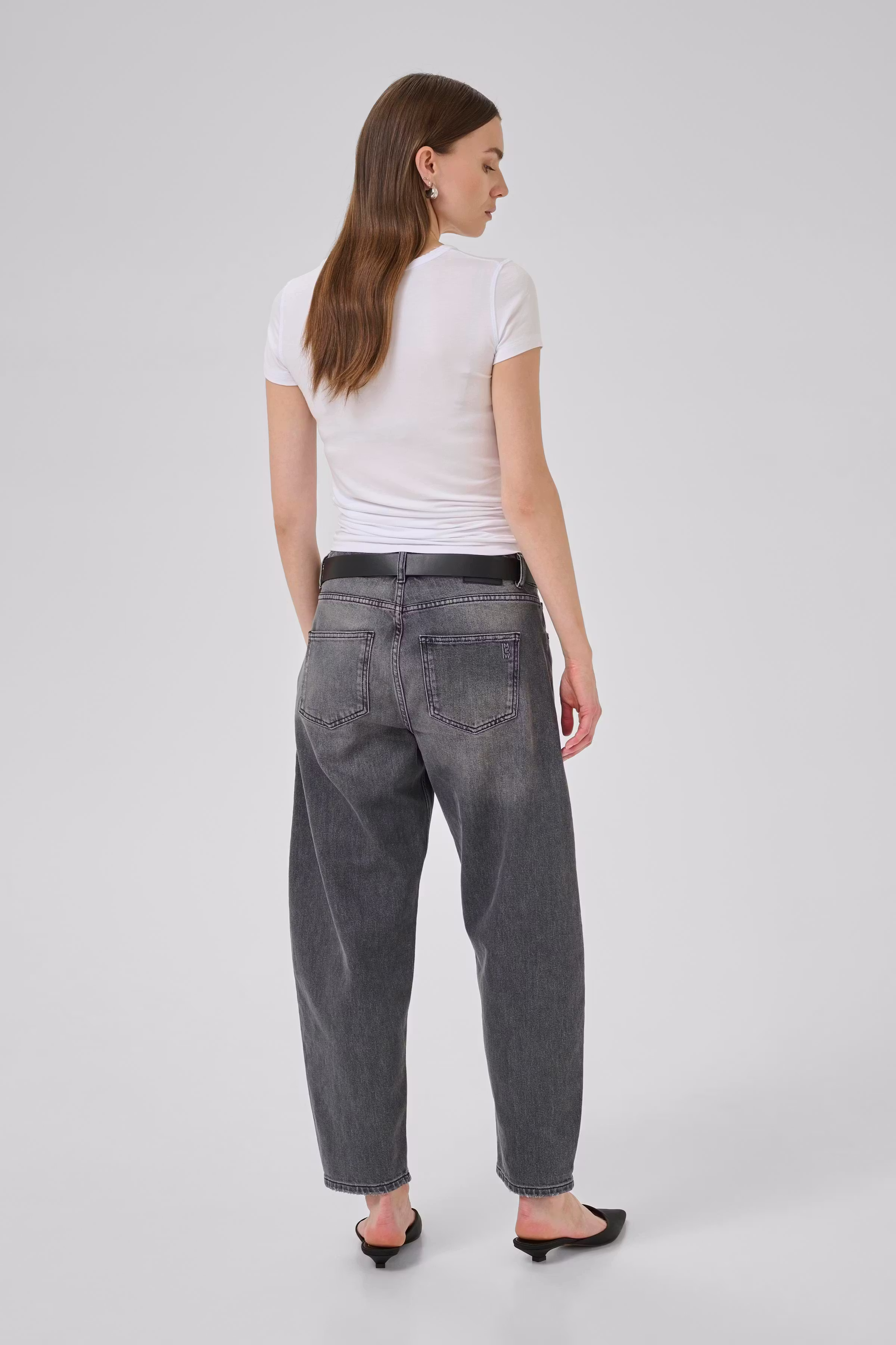 BalooMW Barrel Jeans LOOKBOOK BACK 10705092-100087