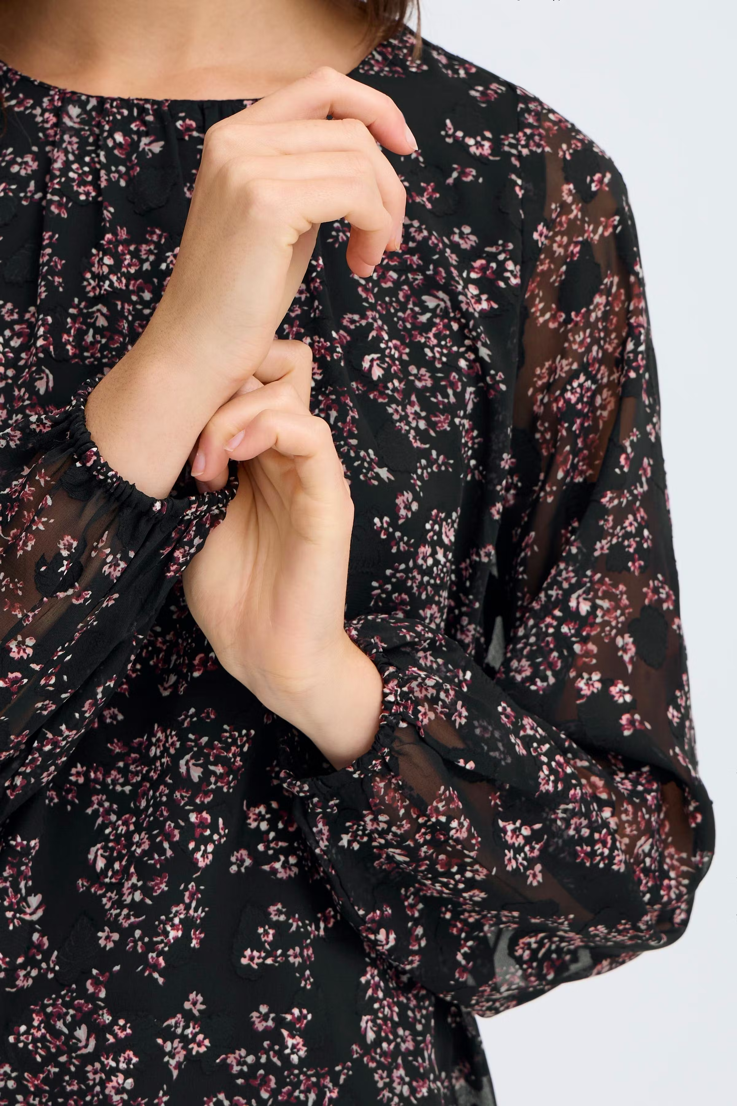 FRCHAY Blouse LOOKBOOK DETAIL 20617204-900003200