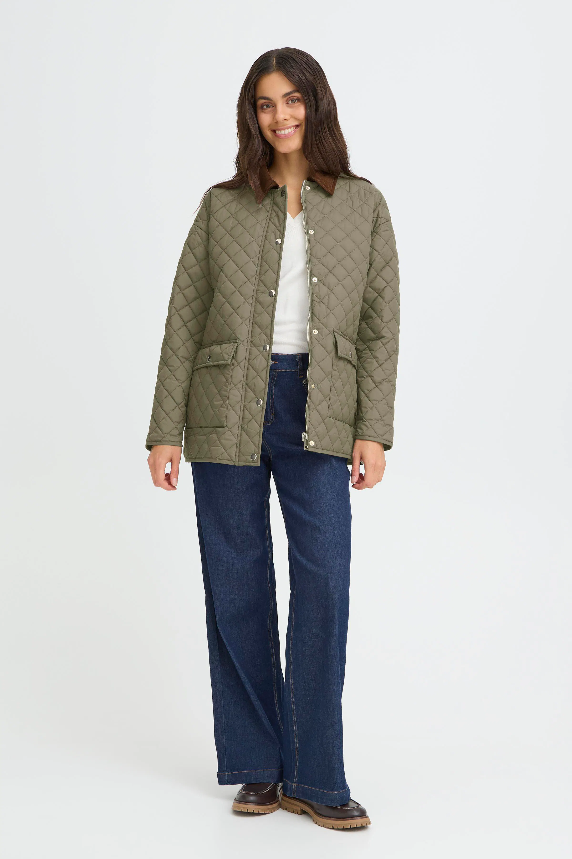 FRINNA Yttertøy LOOKBOOK FRONT 20617923-180516