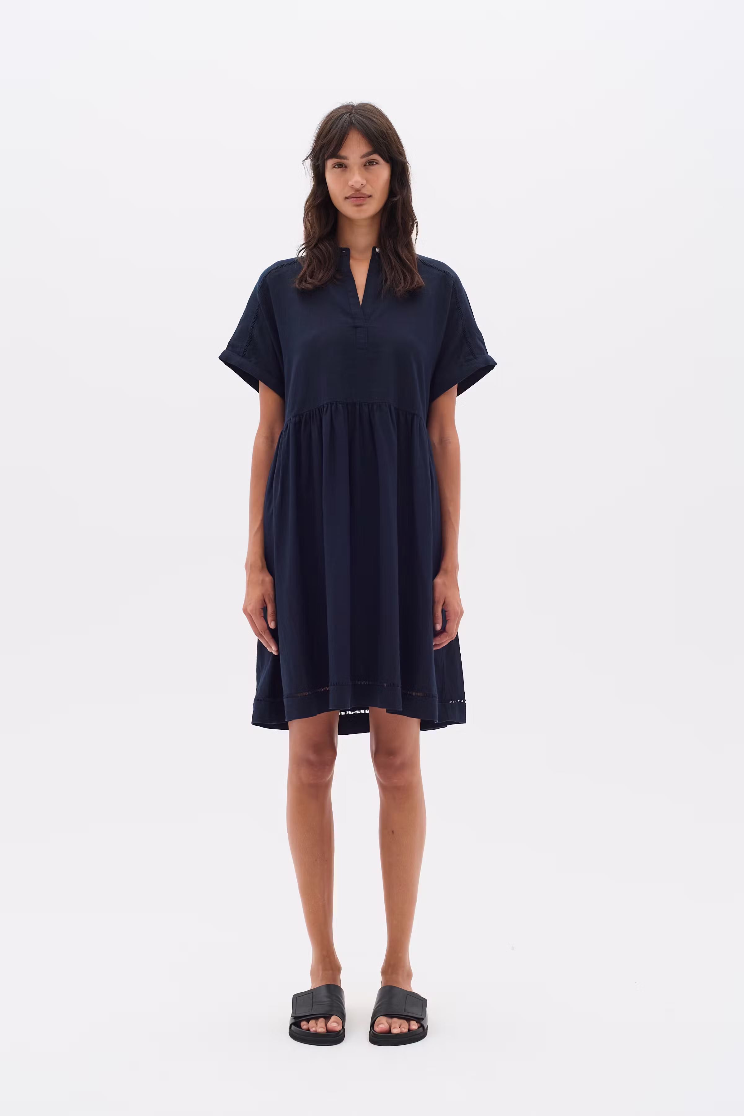 FaridaIW Linne Klänning LOOKBOOK FRONT 30110436-300005