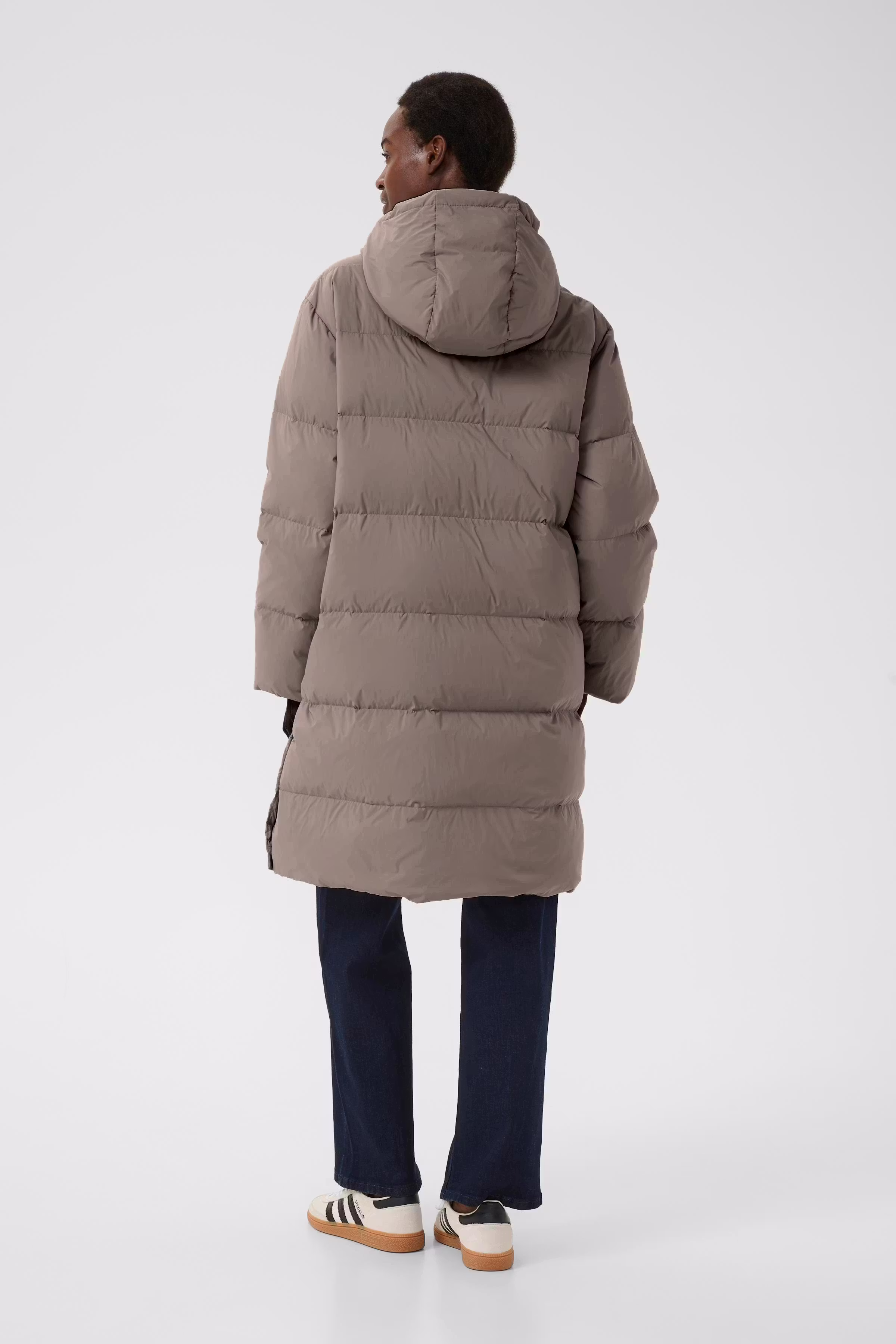 SabaPW Coat LOOKBOOK BACK 30309729-171212