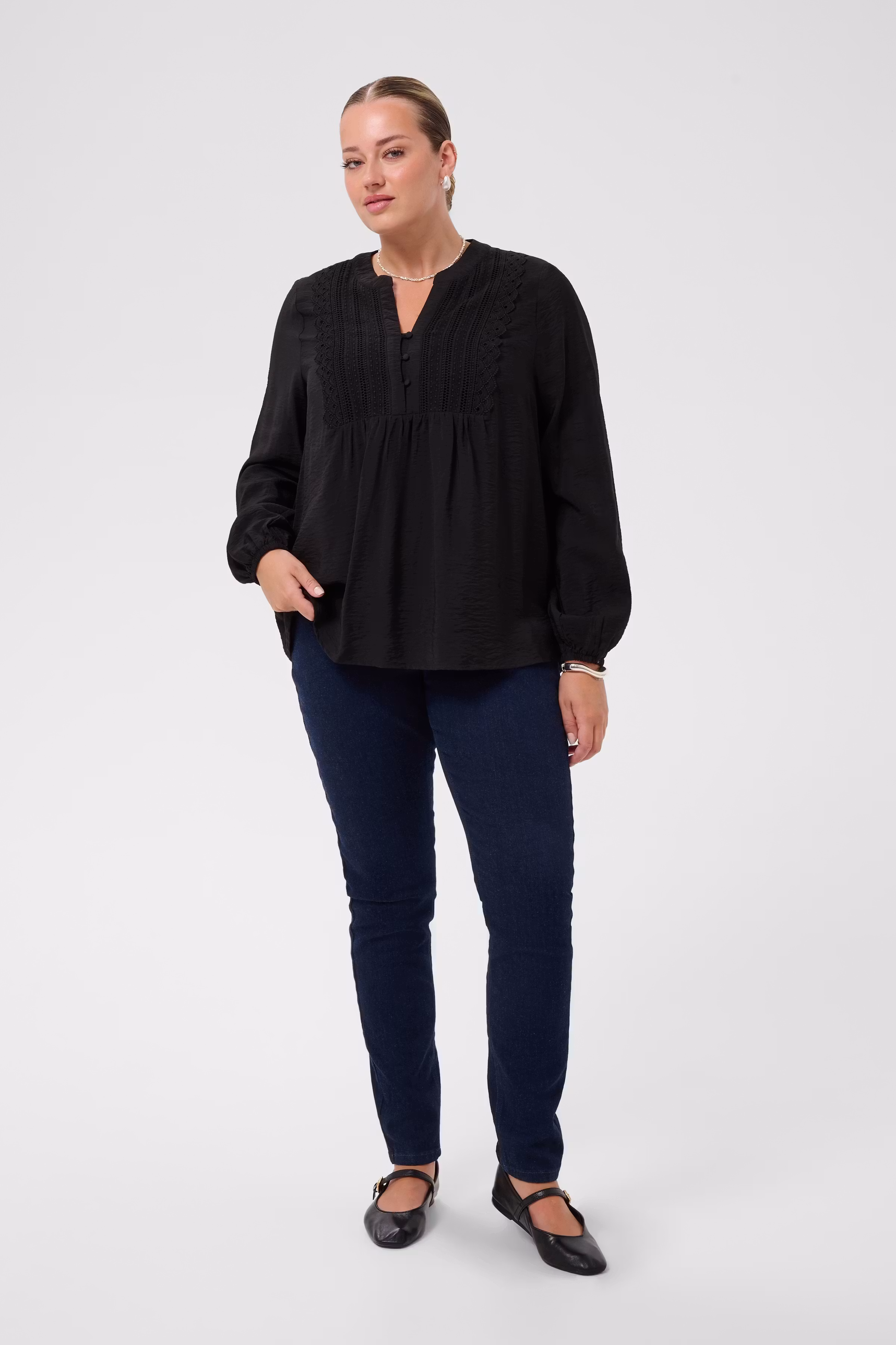 KCgaline Bluse LOOKBOOK FRONT 10584403-100121