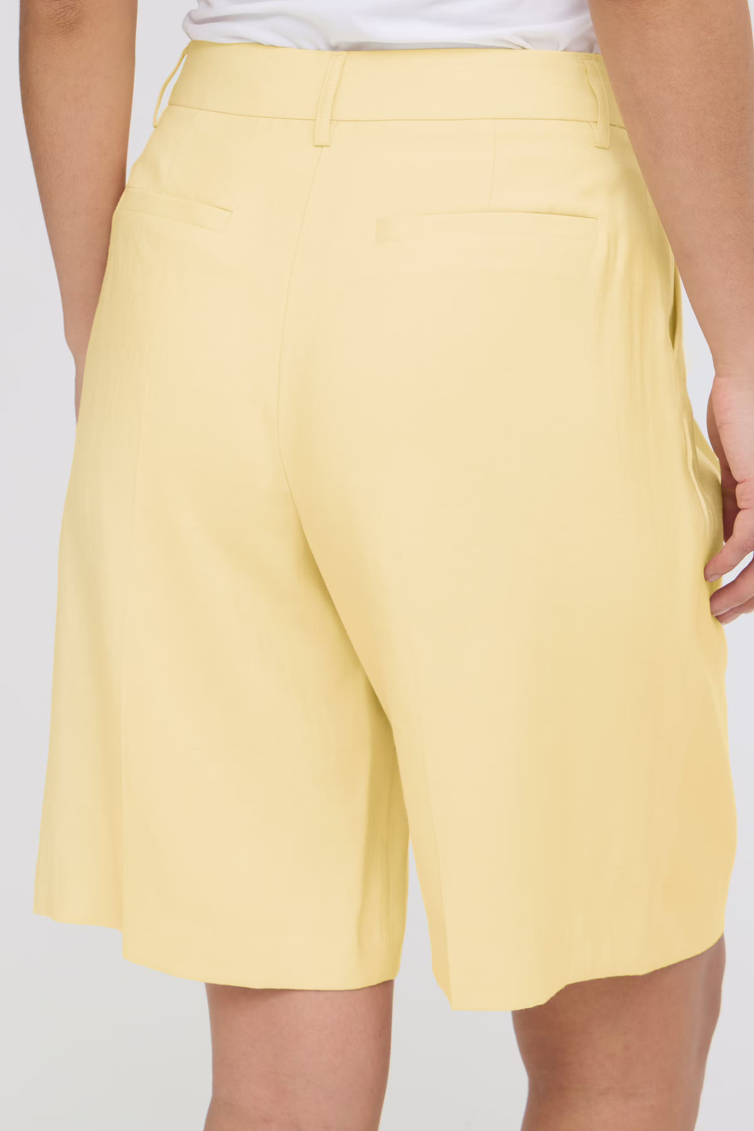 BYESSIE Bermuda LOOKBOOK DETAIL 20818930-110619