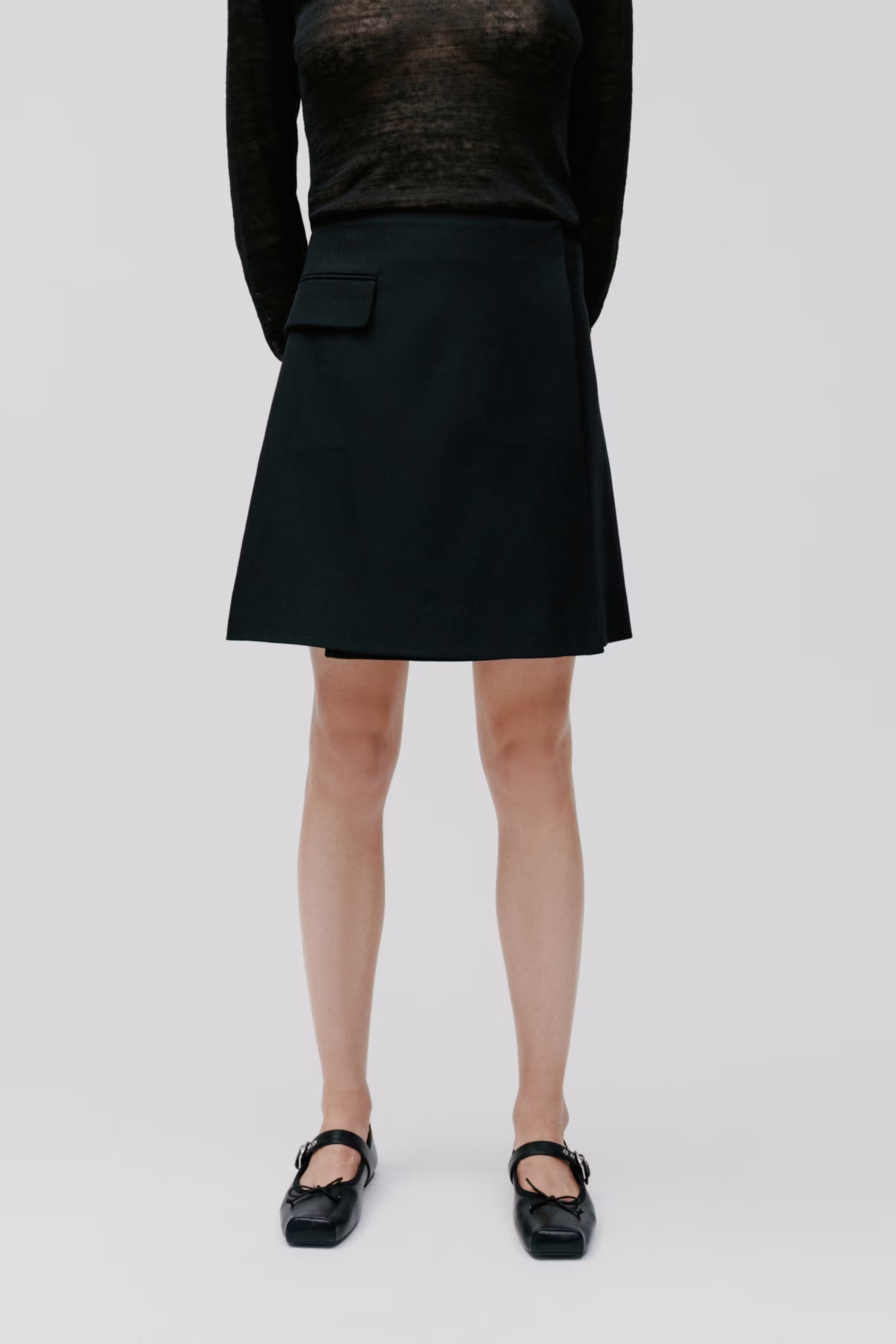 STEVIE Skirt LOOKBOOK FRONT 30600532-BK999