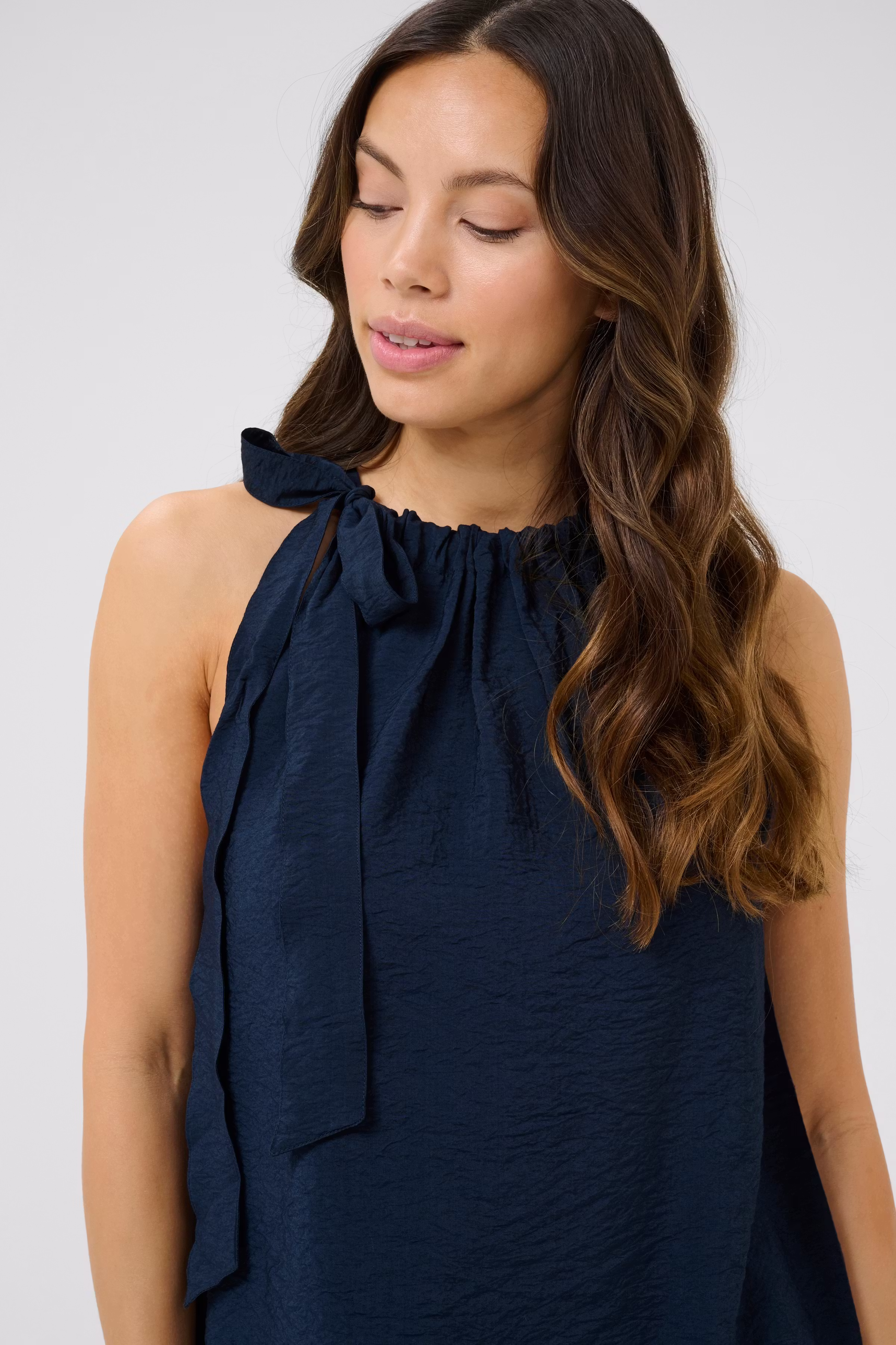 CRElora Top LOOKBOOK DETAIL 10613613-193923