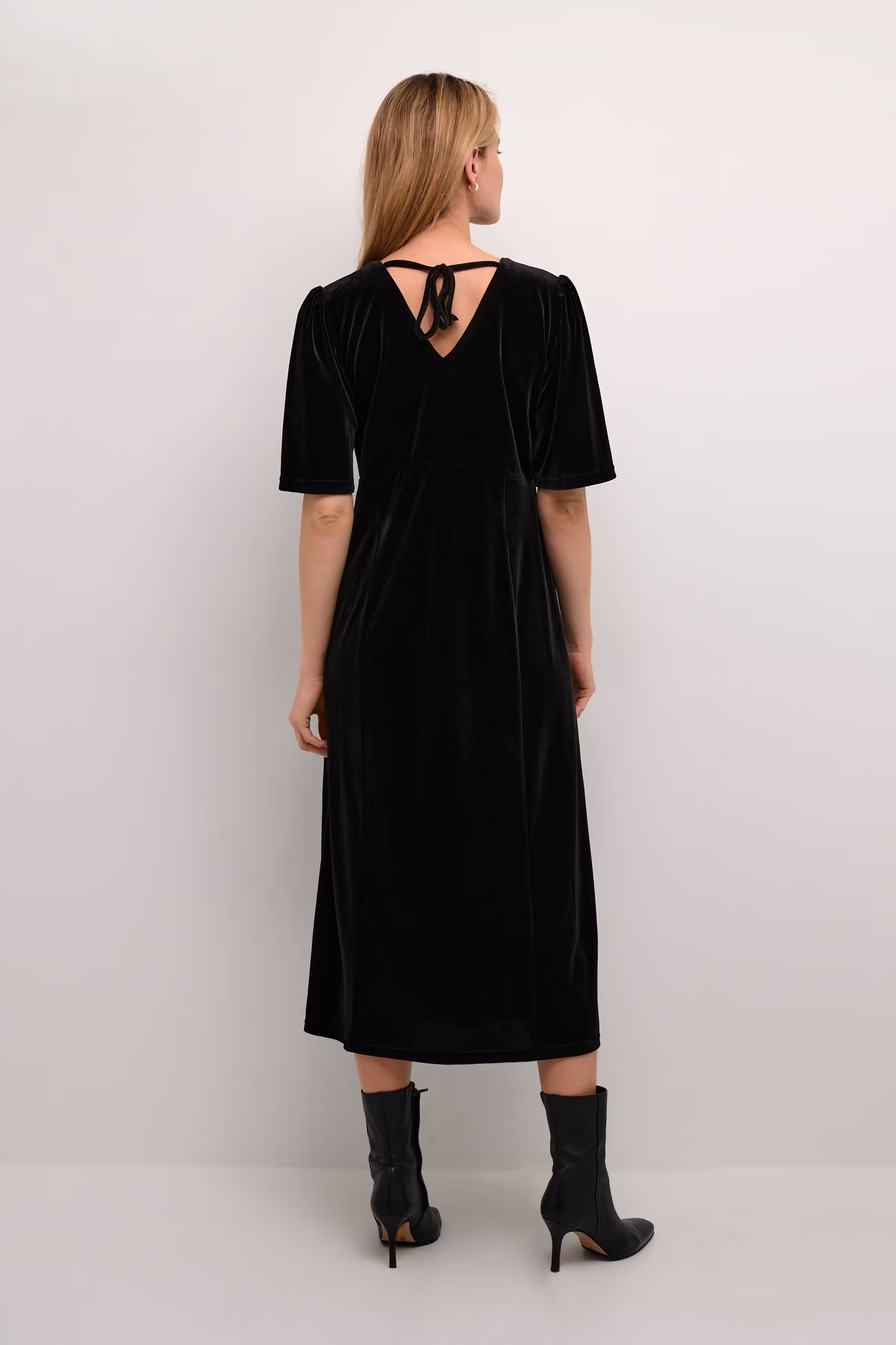 CRPativa Kjole LOOKBOOK BACK 10611979-100120