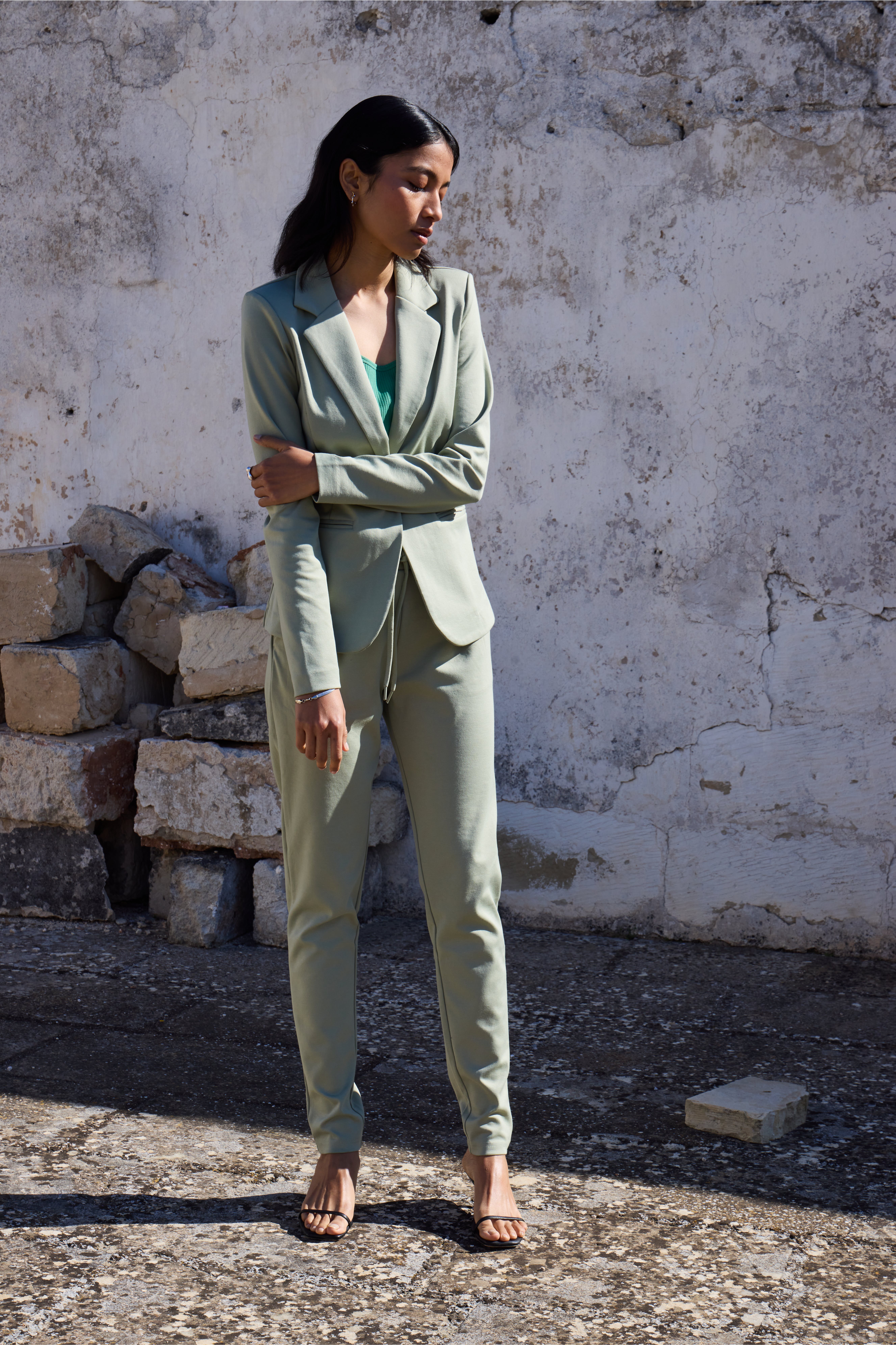 IHKATE Trousers LOCATION NONE 20105036-160213