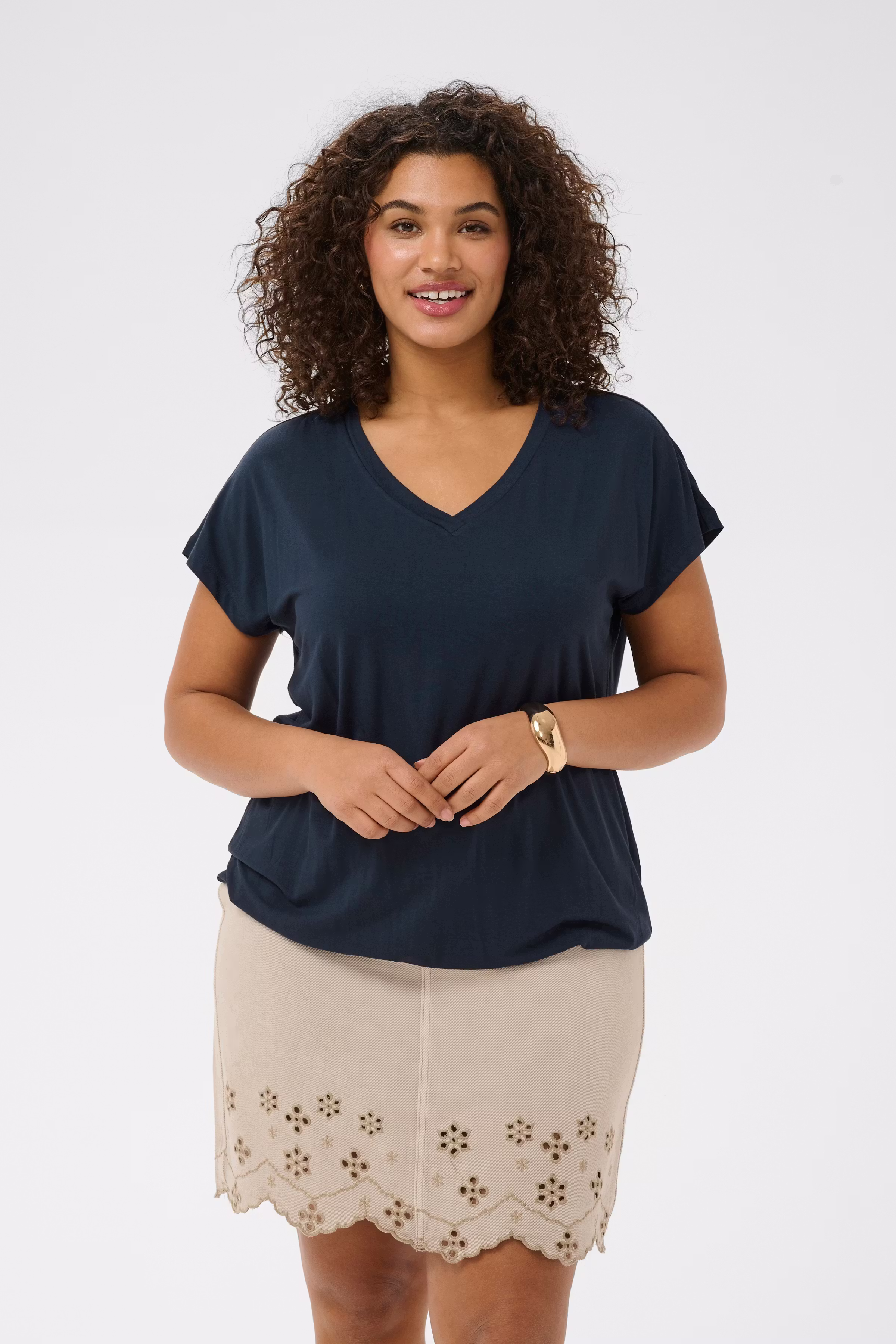 KCjena T-shirt LOOKBOOK FRONT 10582099-194020