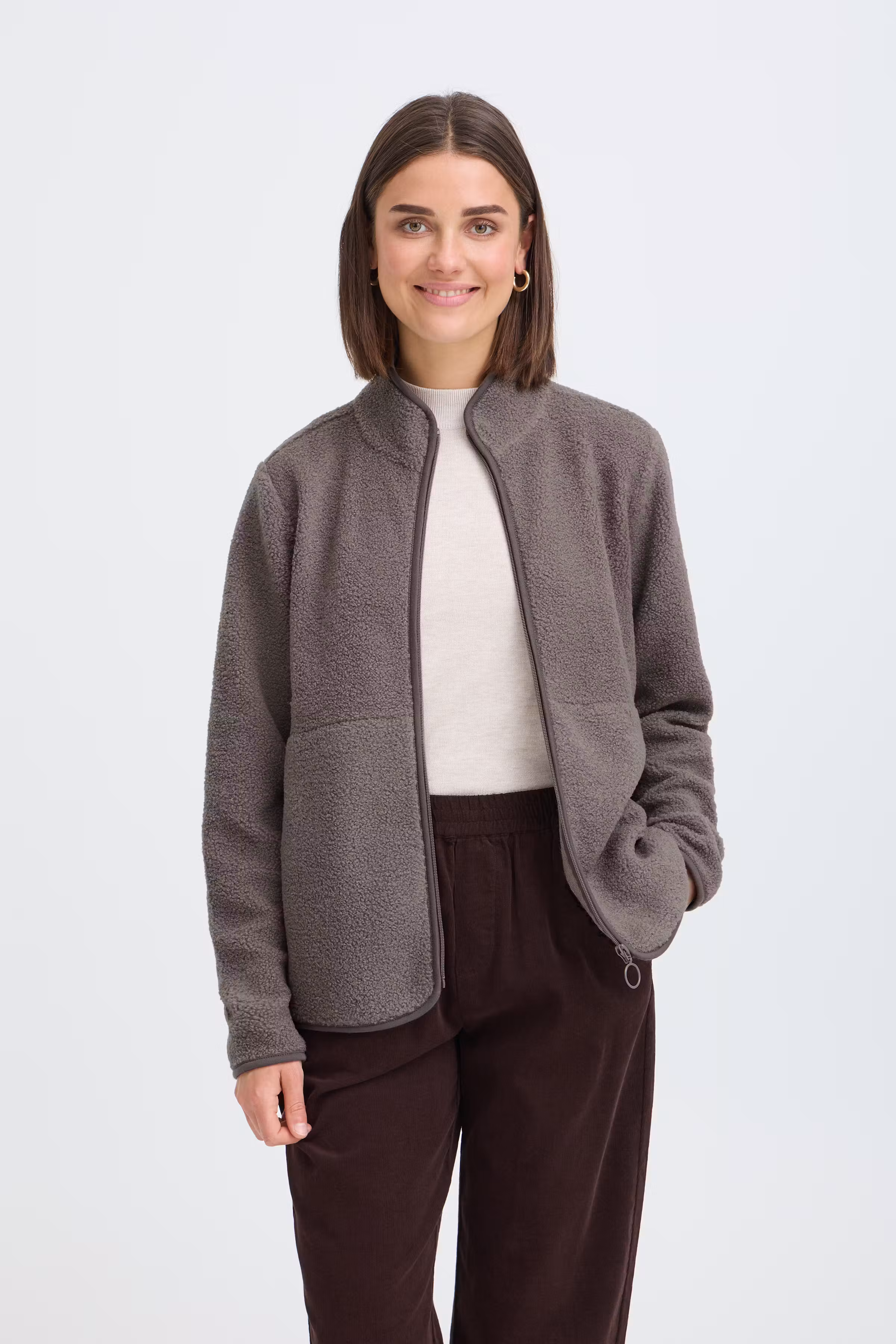 FRTENYA Outerwear LOOKBOOK FRONT 20618524-181210