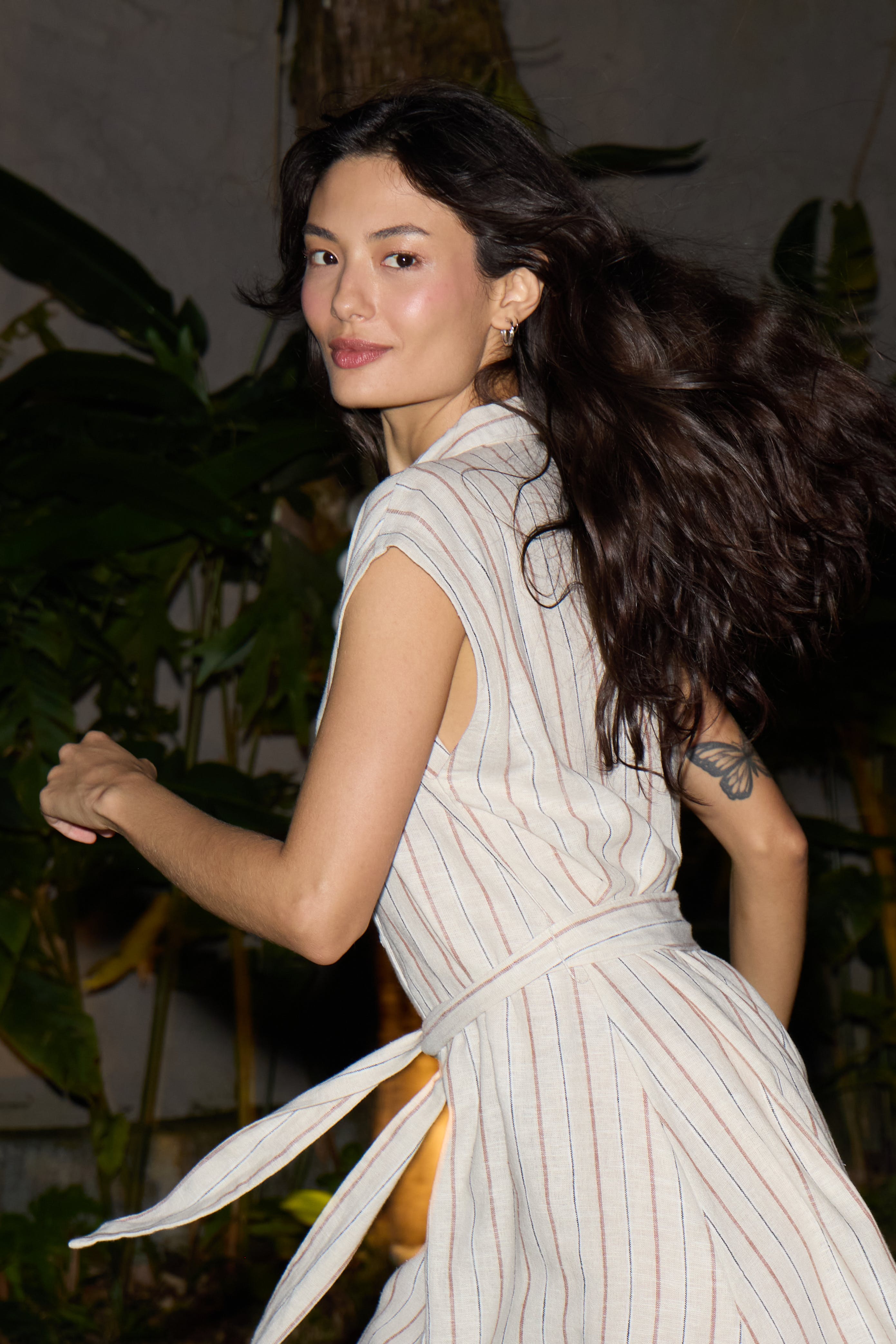 IHLINNO Dress LOCATION NONE 20122928-900005560