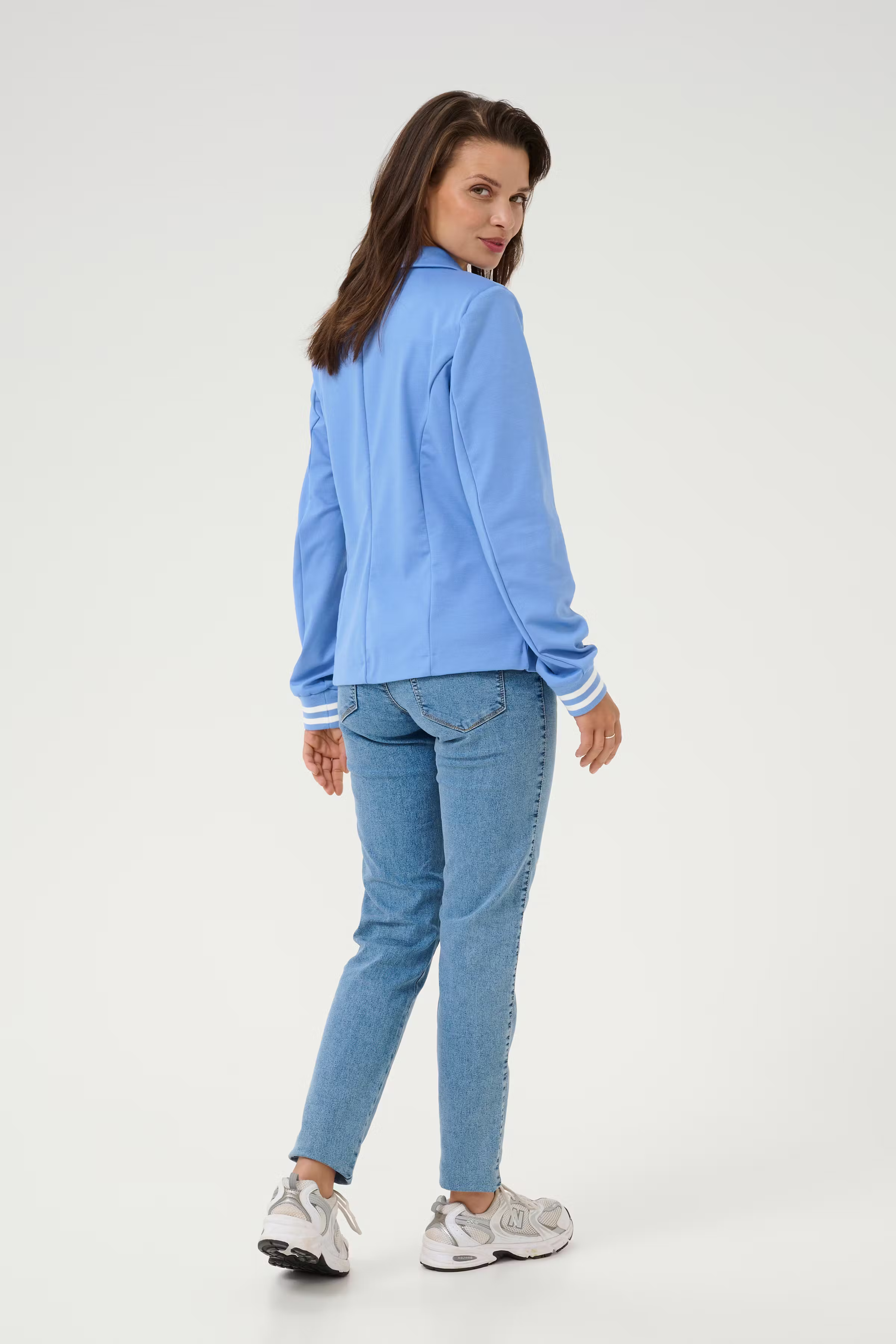 KAKinnie Blazer LOOKBOOK BACK 10550800-107466