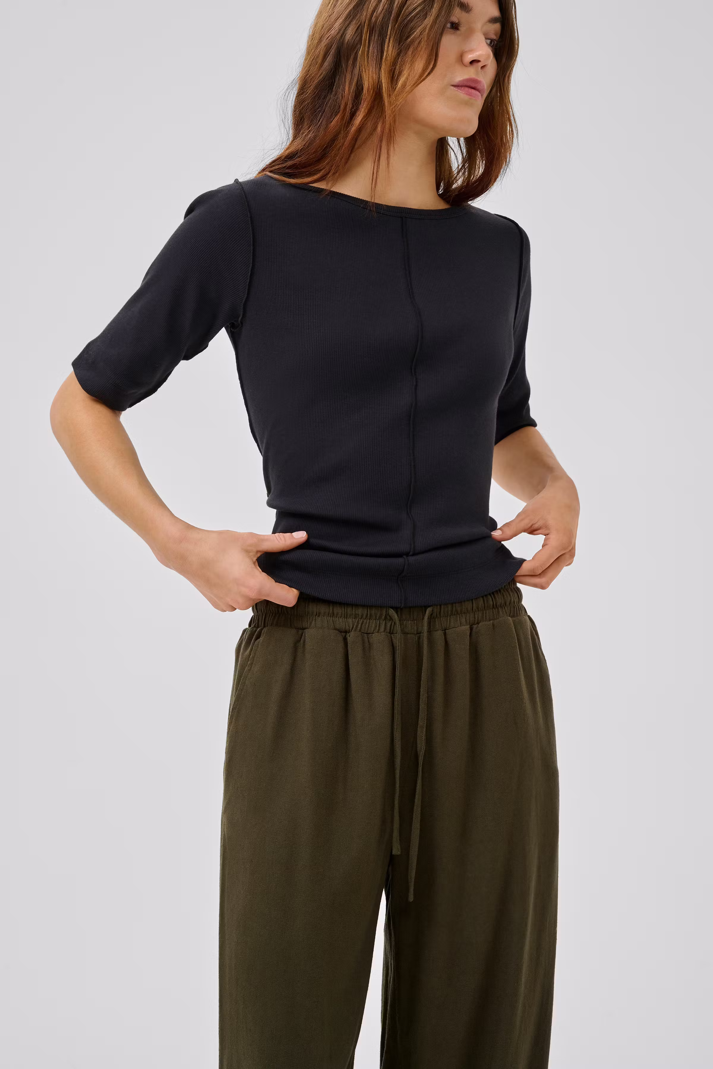 DiasMW Linen Trousers LOOKBOOK DETAIL 10704701-190414