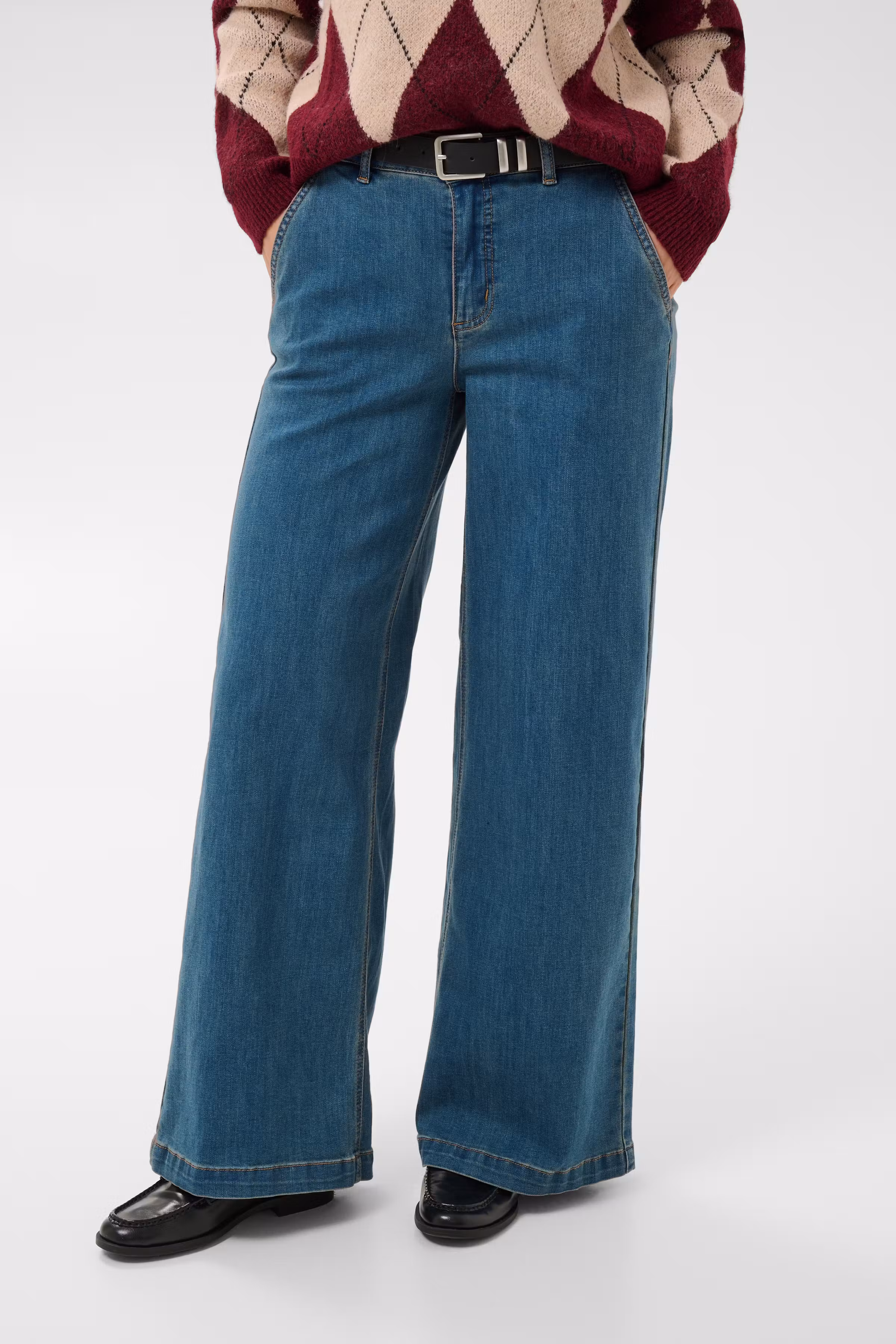 CUbobbie Jeans LOOKBOOK FRONT 50112270-900014951
