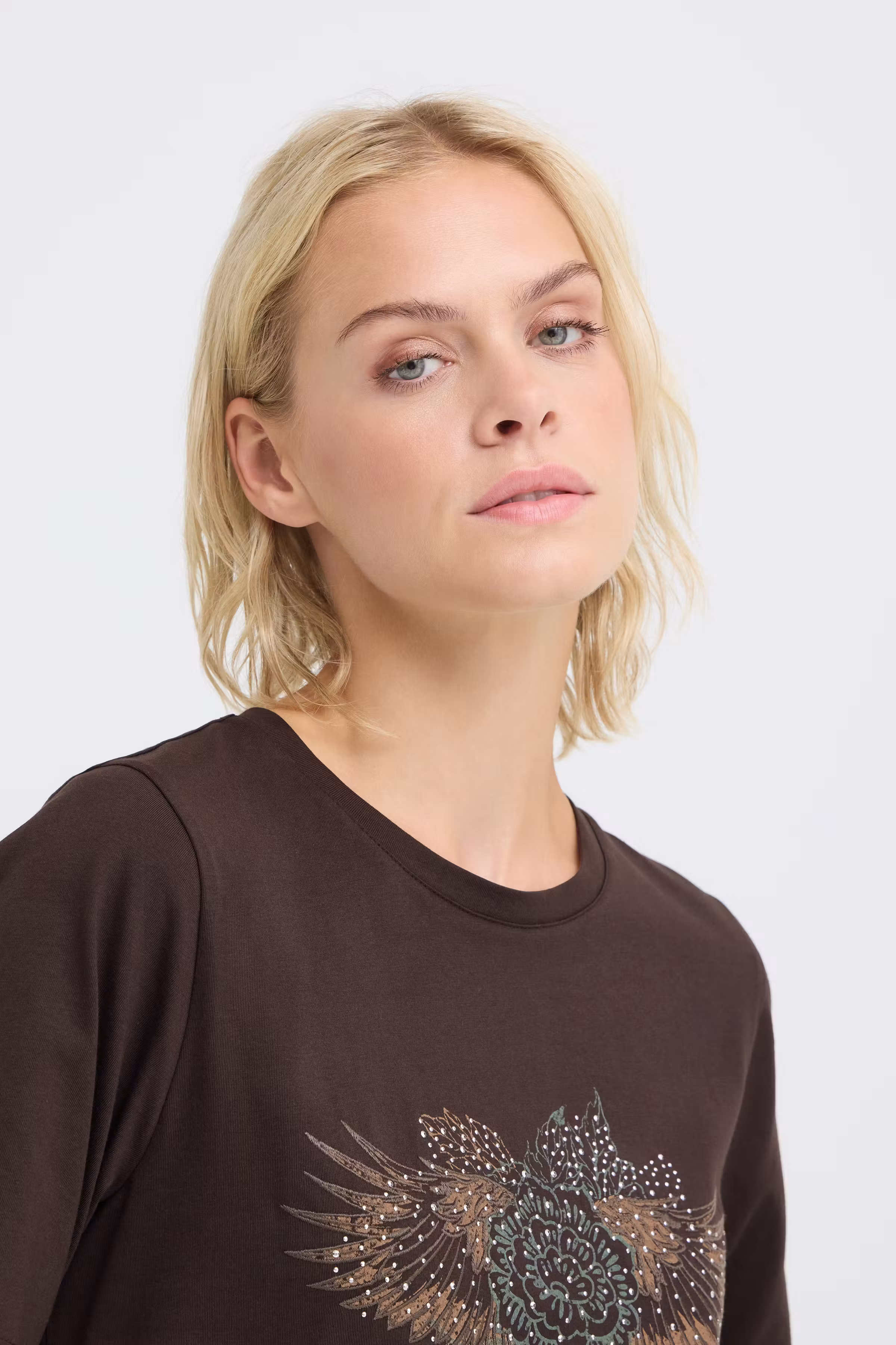 PZESSE T-shirt LOOKBOOK DETAIL 50210774-191103