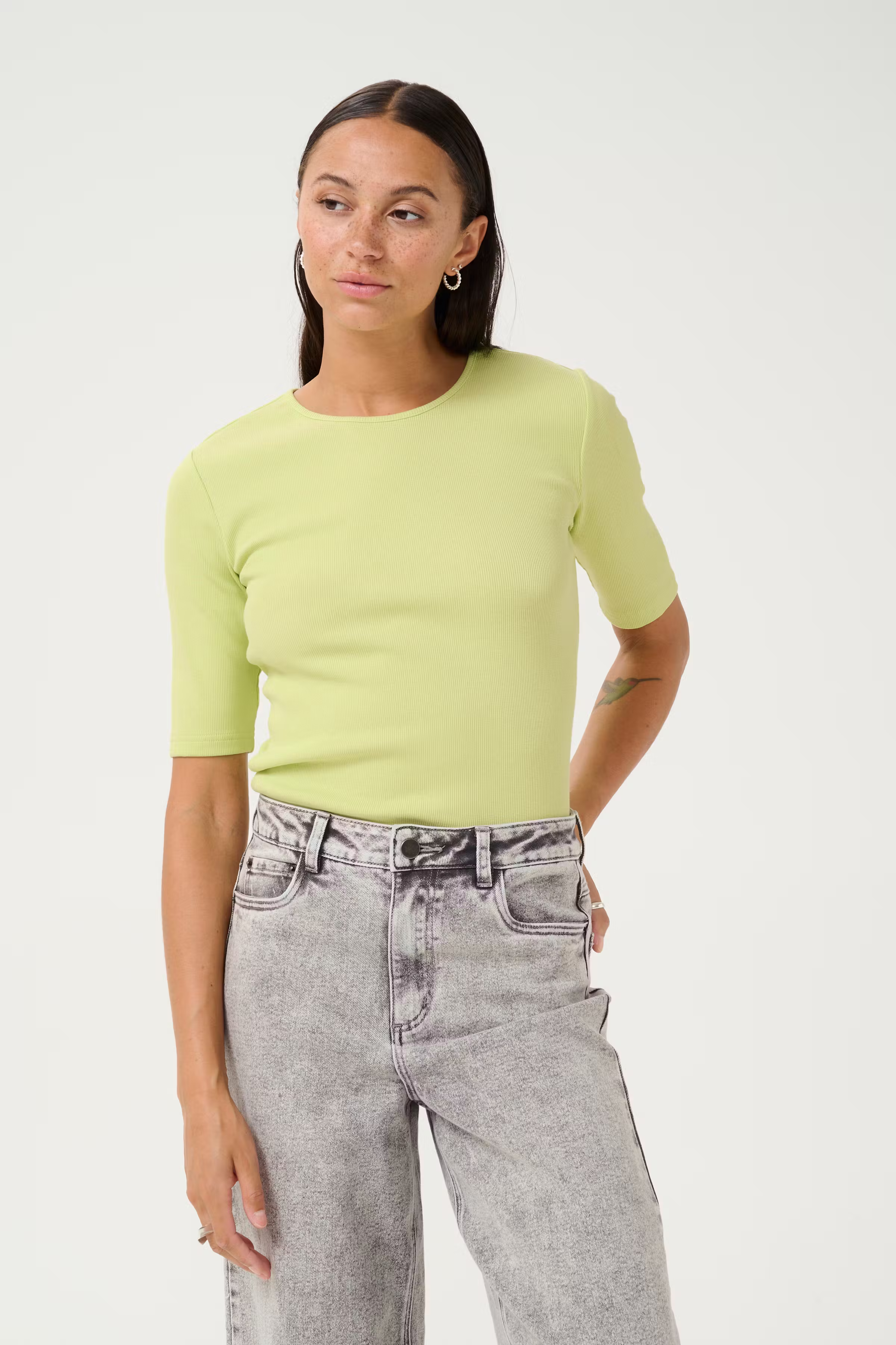 KAcarna T-shirt LOOKBOOK FRONT 10508766-130324