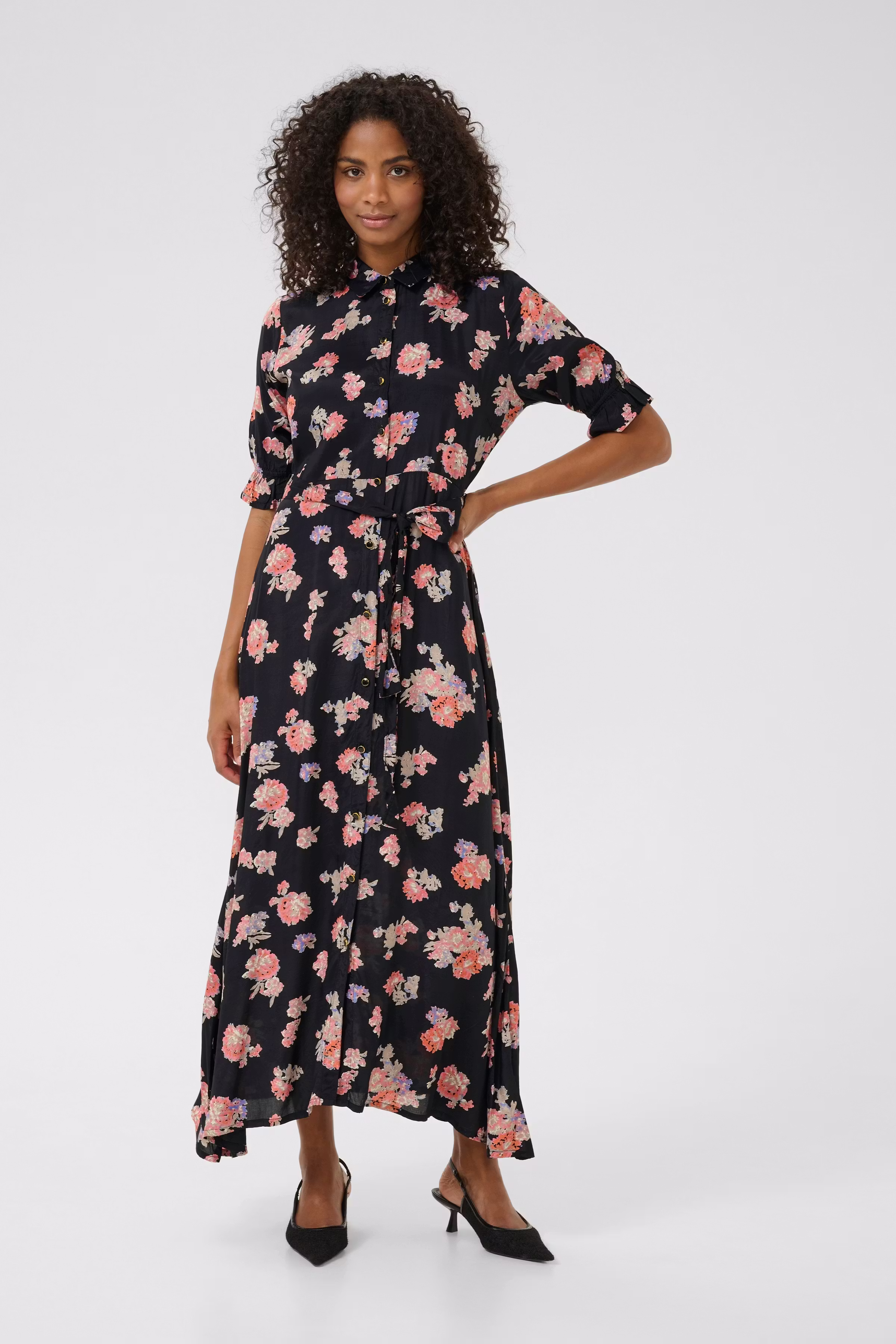 KAvelana Kjole LOOKBOOK FRONT 10504043-50600