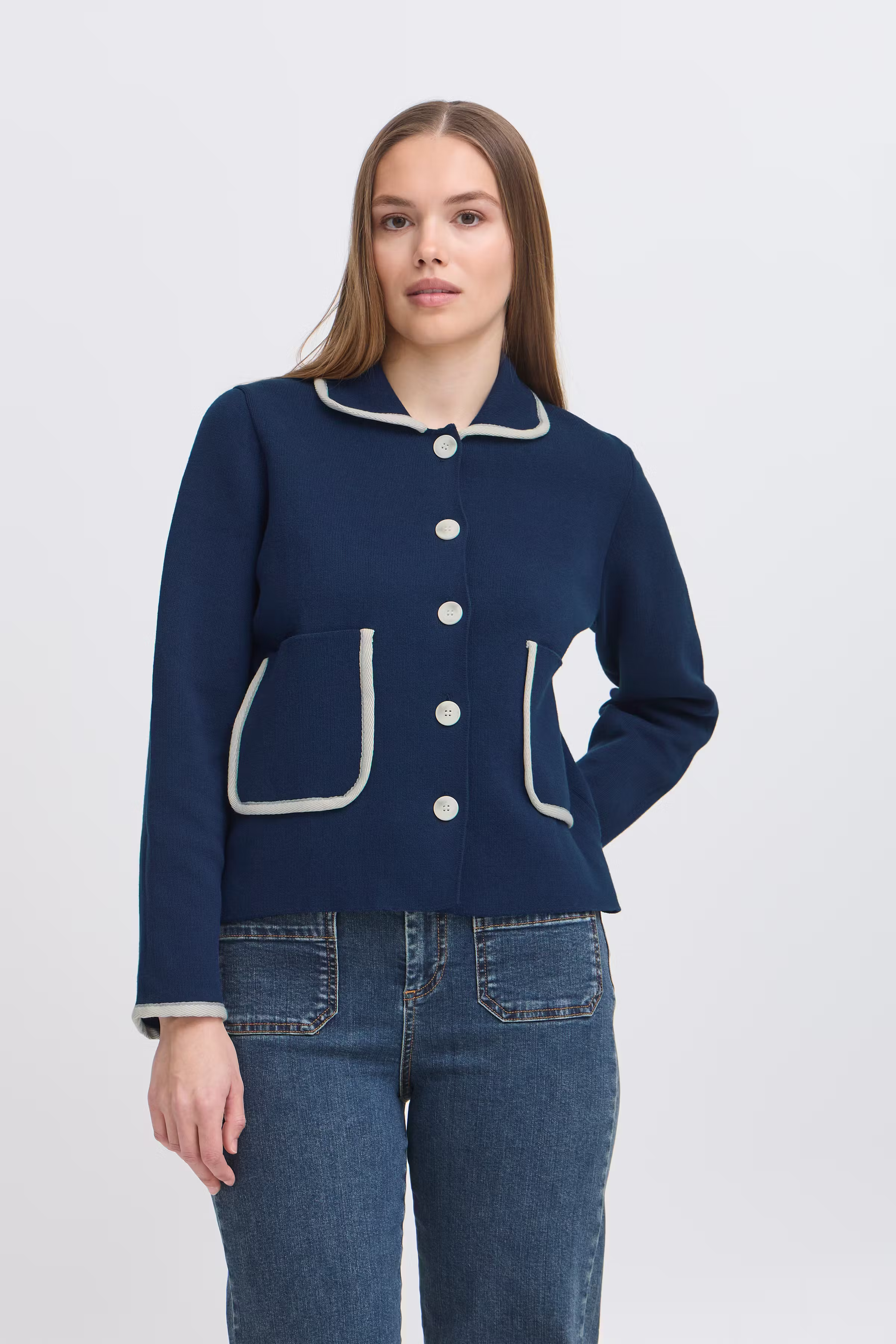 IRUMA Cardigan LOOKBOOK FRONT 20124062-193831