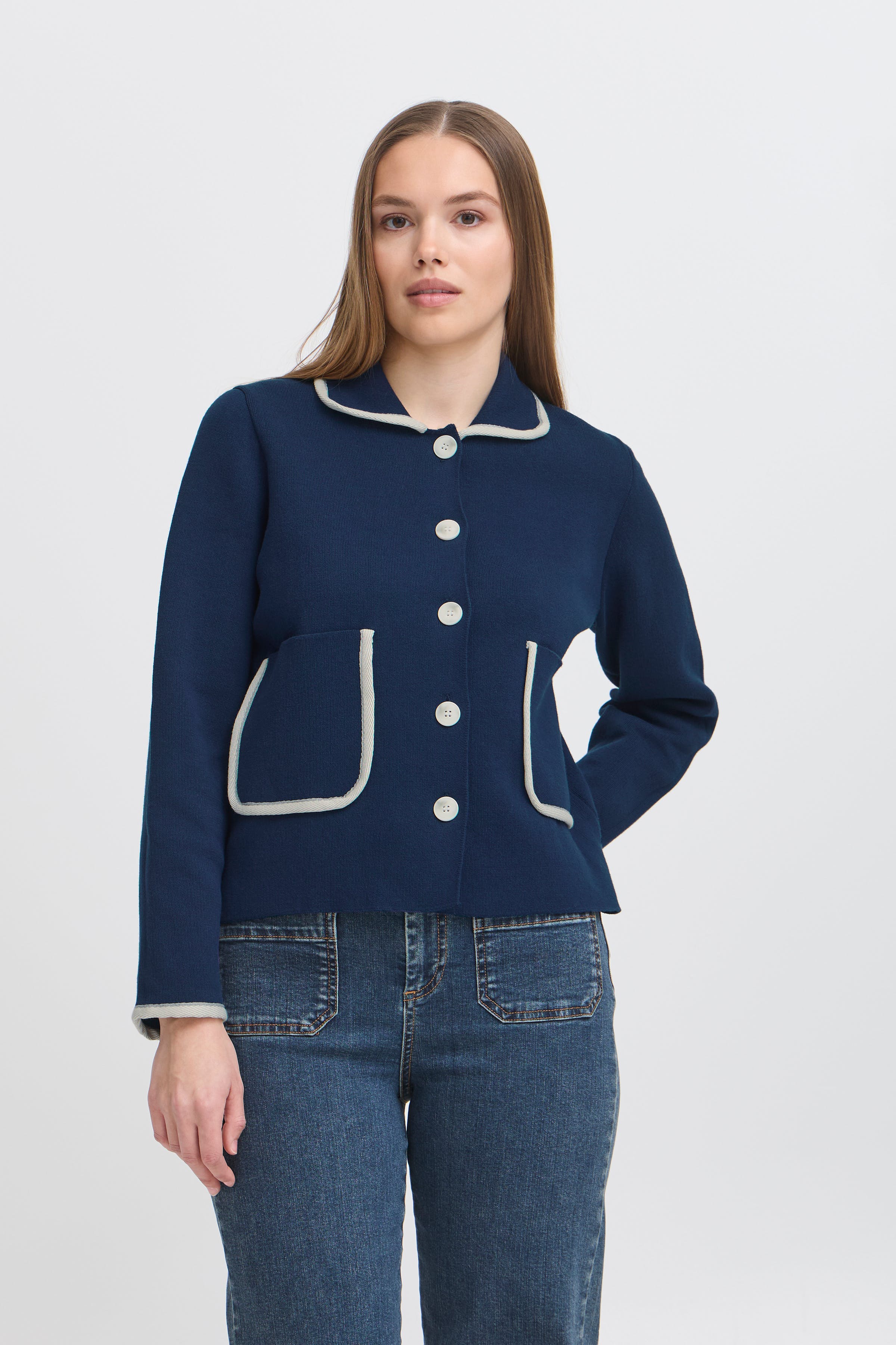 IRUMA Cardigan LOOKBOOK FRONT 20124062-193831