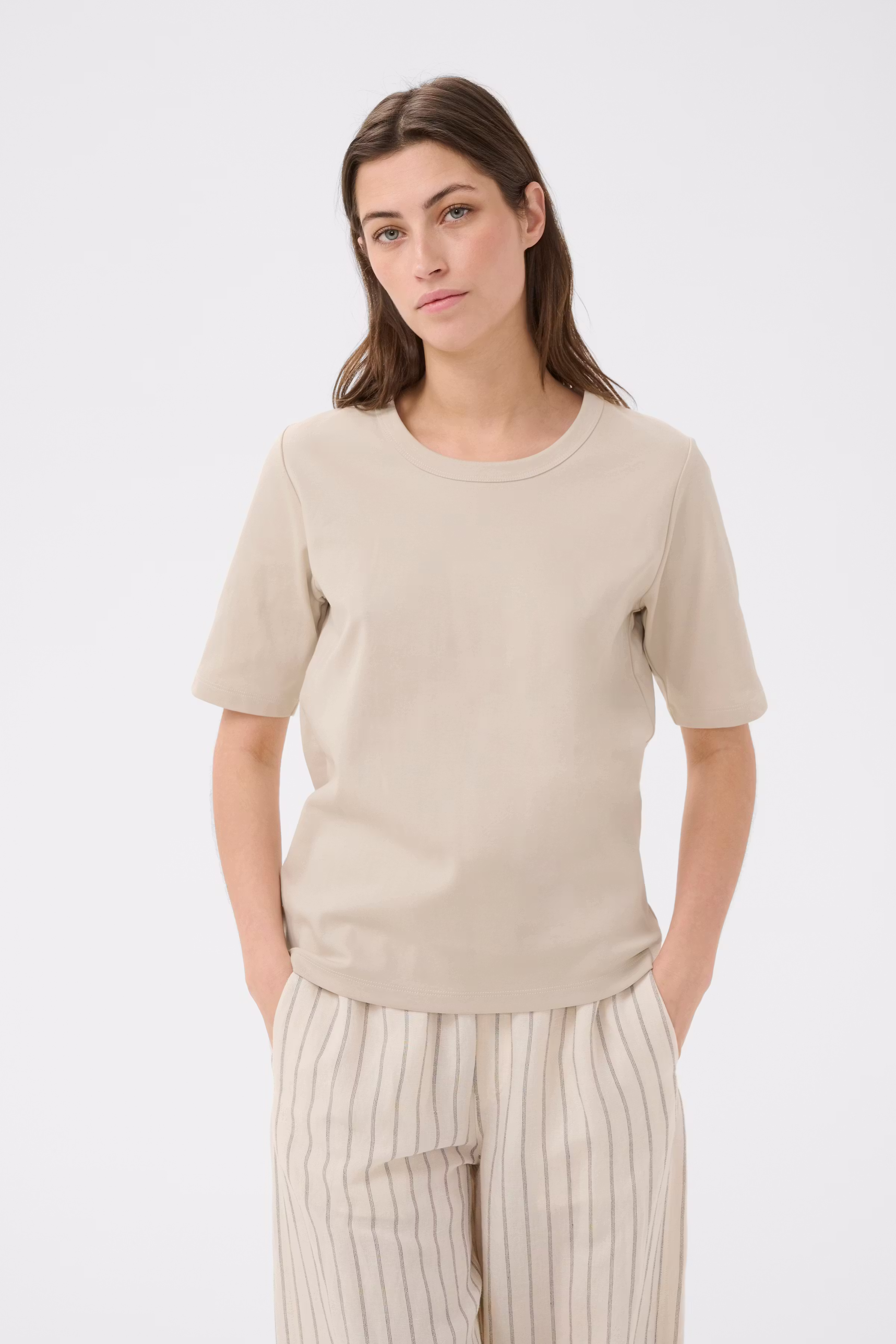 RatanaPW T-shirt LOOKBOOK FRONT 30309870-130400