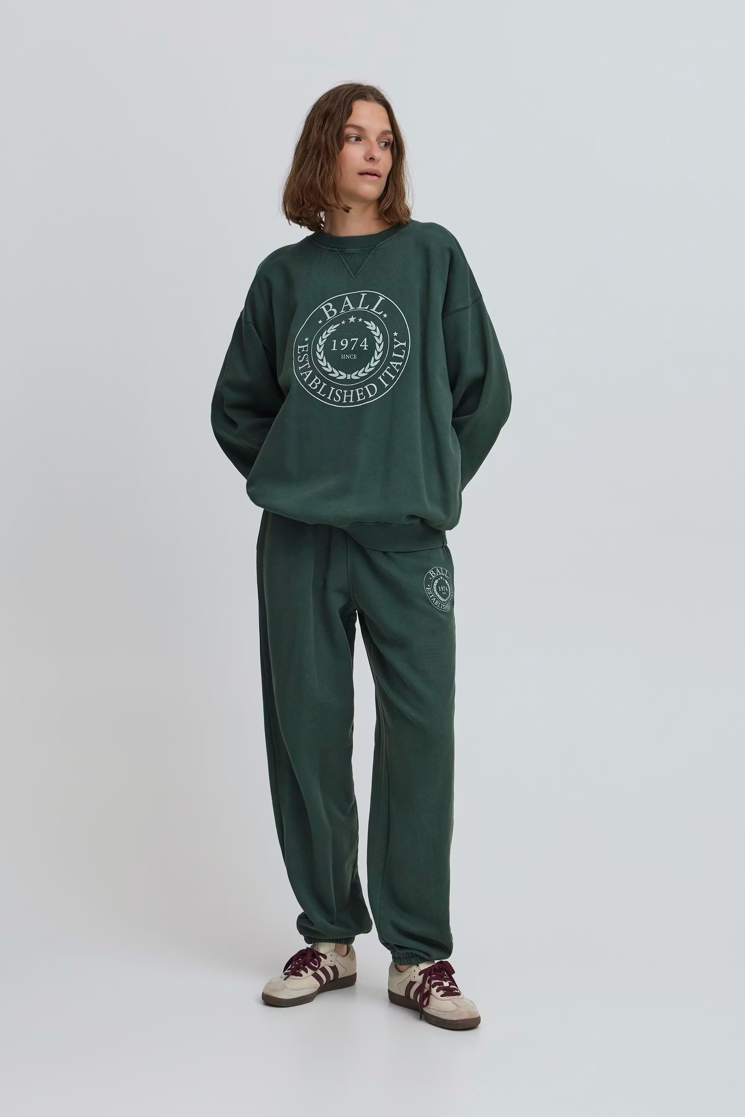 BABECCA Sweatshirt LOOKBOOK FRONT 50405009-195406