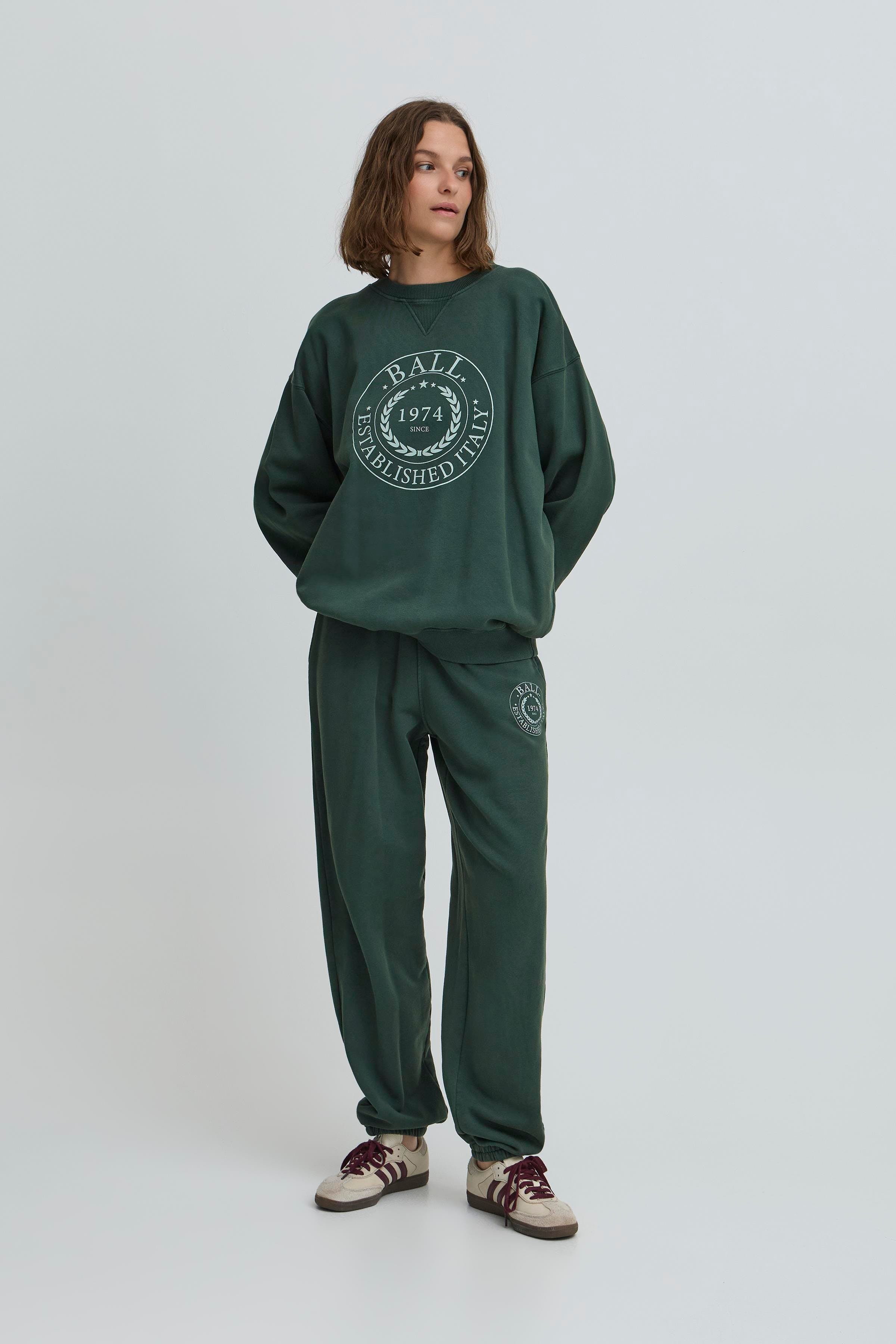 BABECCA Sweatshirt LOOKBOOK FRONT 50405009-195406