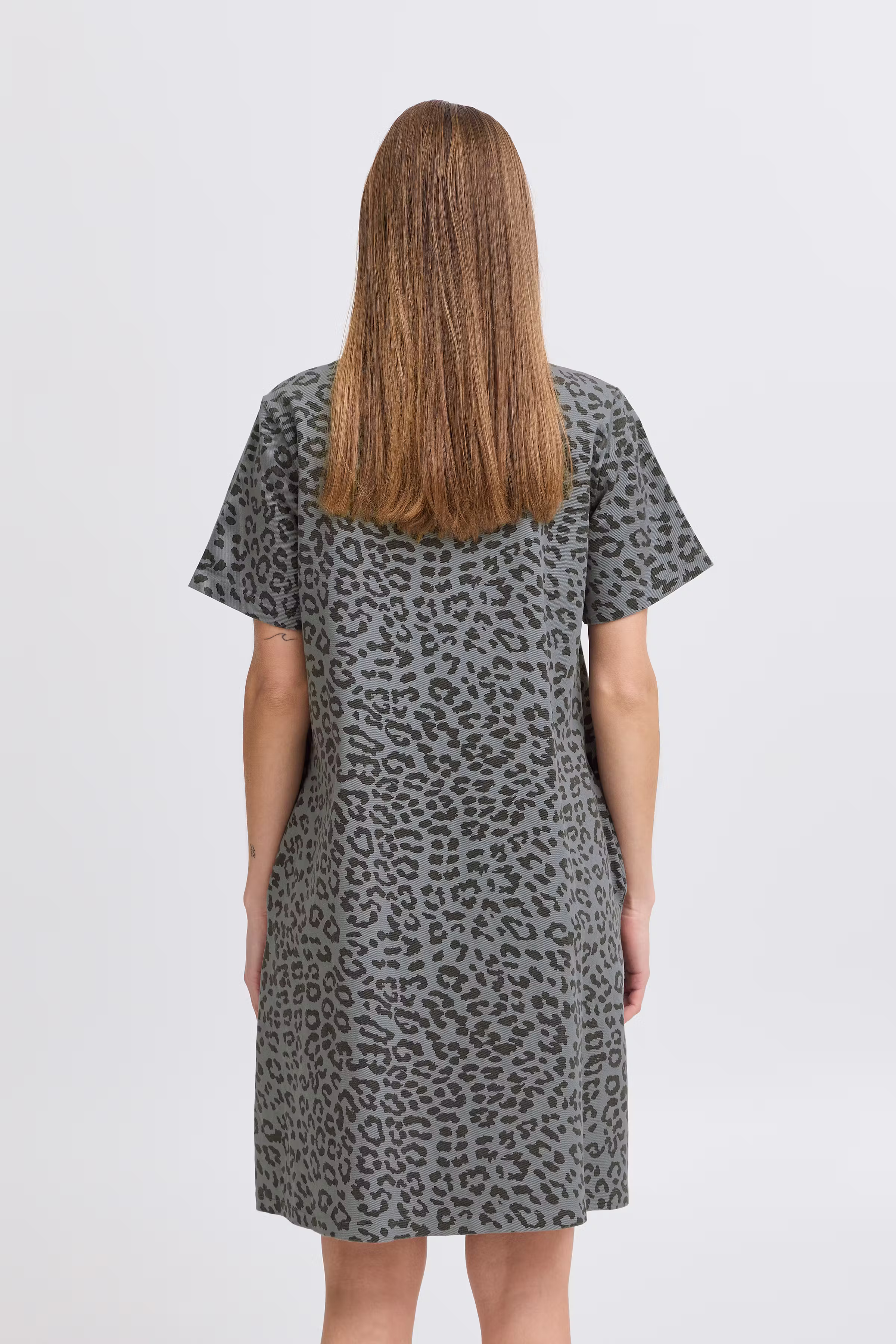 IXJILLA Kleid LOOKBOOK BACK 20123640-205225
