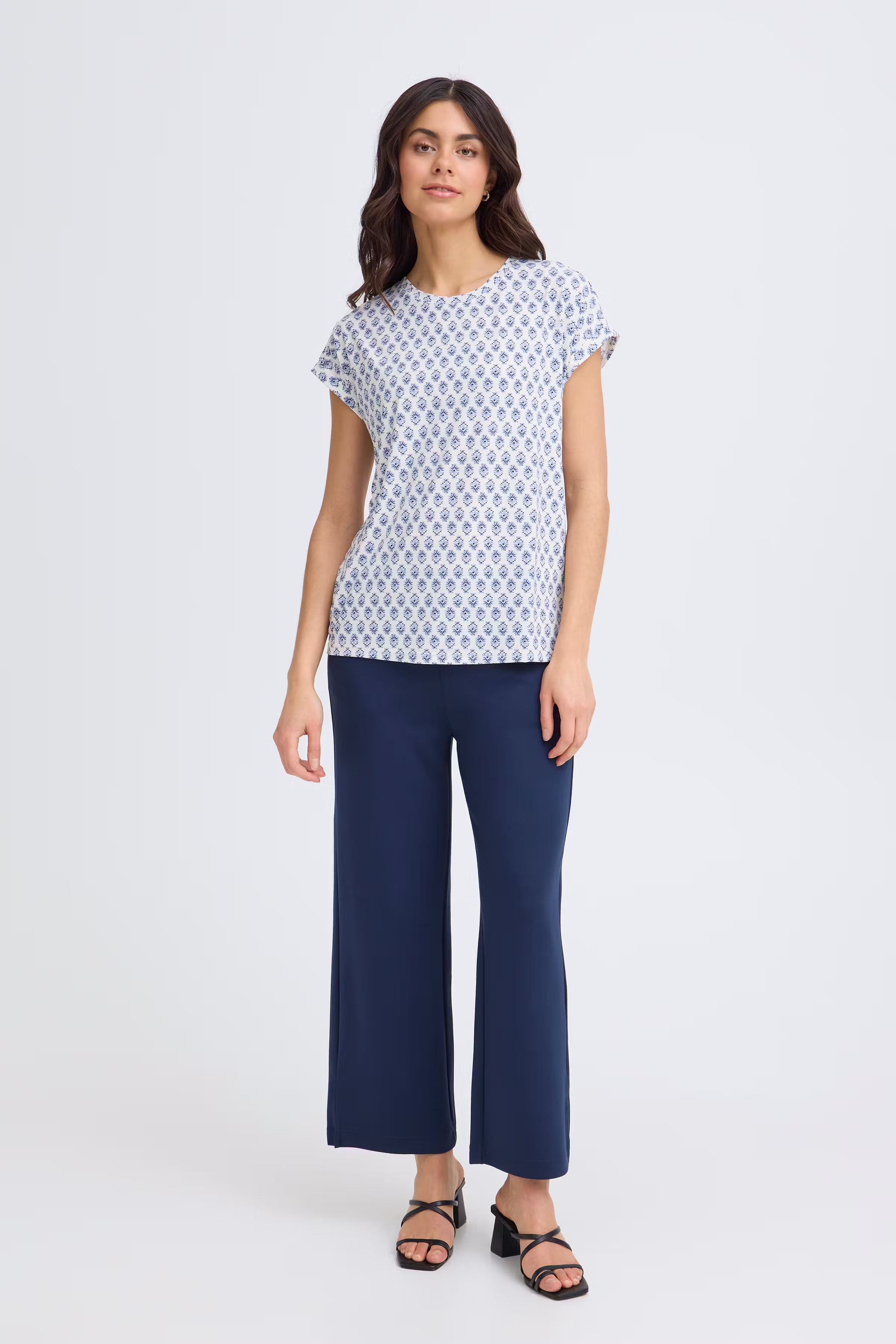 FRSEEN T-shirt LOOKBOOK FRONT 20610634-900009530