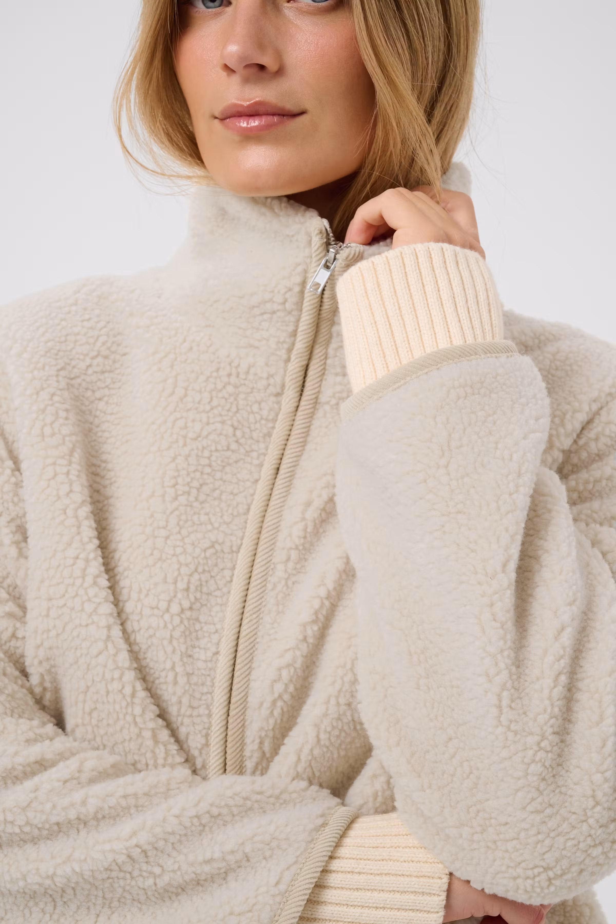 CatharinaPW Yttertøy LOOKBOOK DETAIL 30310630-130401