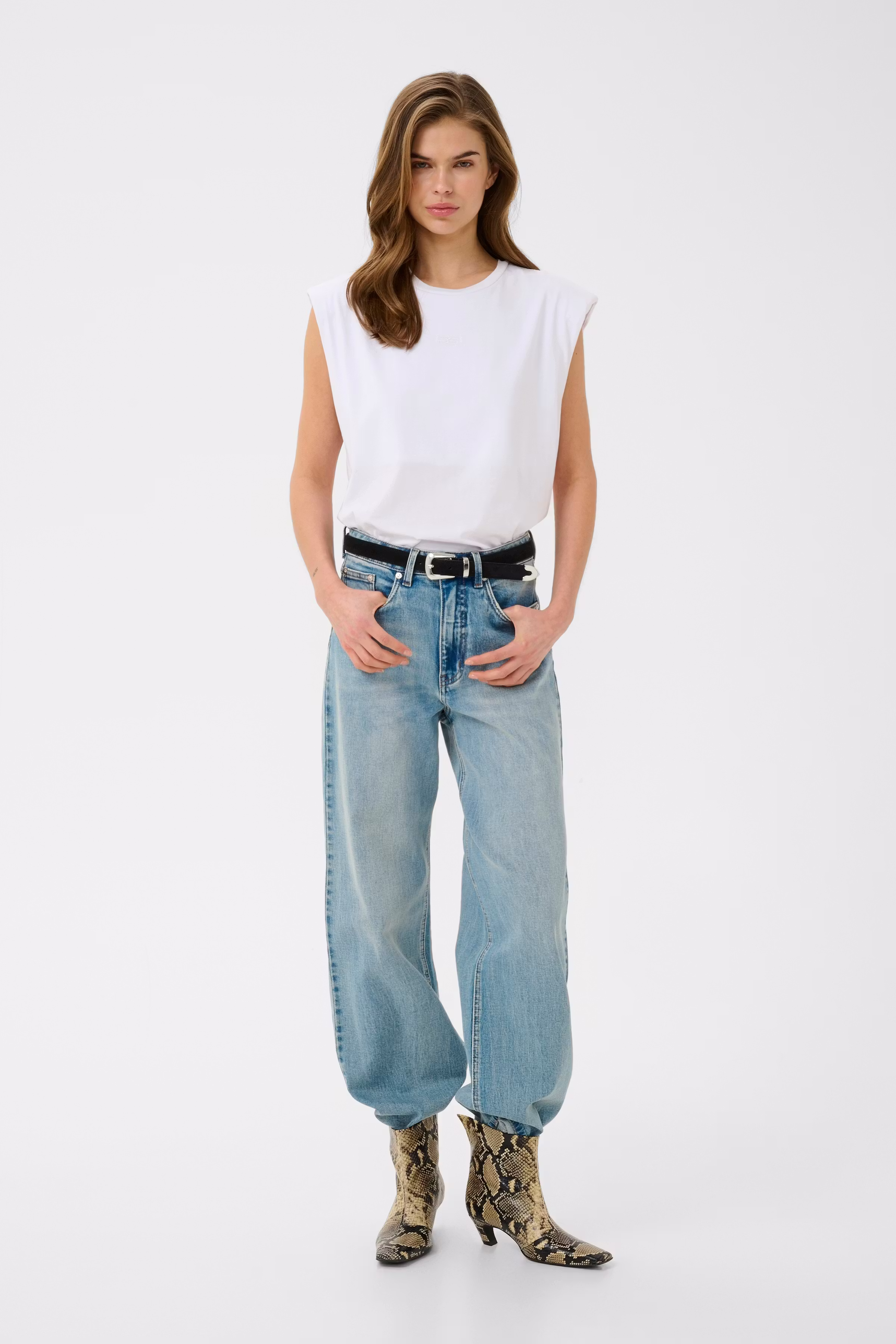 GZkathrin T-shirt LOOKBOOK FRONT 10911226-110601