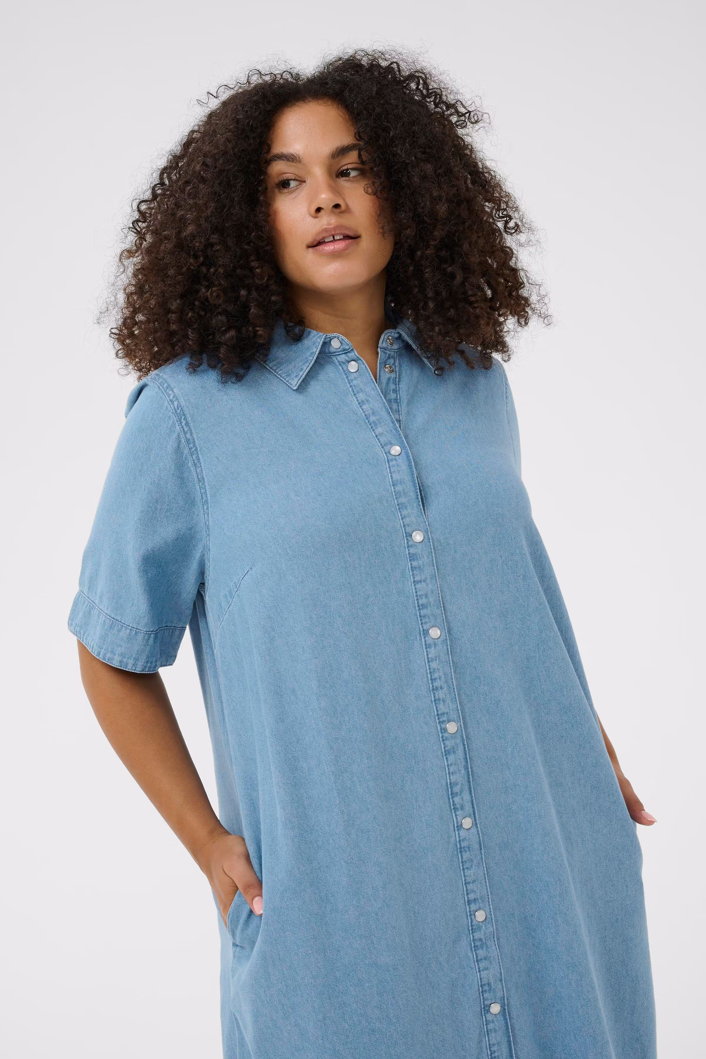 KCjada Kjole LOOKBOOK DETAIL 10584173-105707