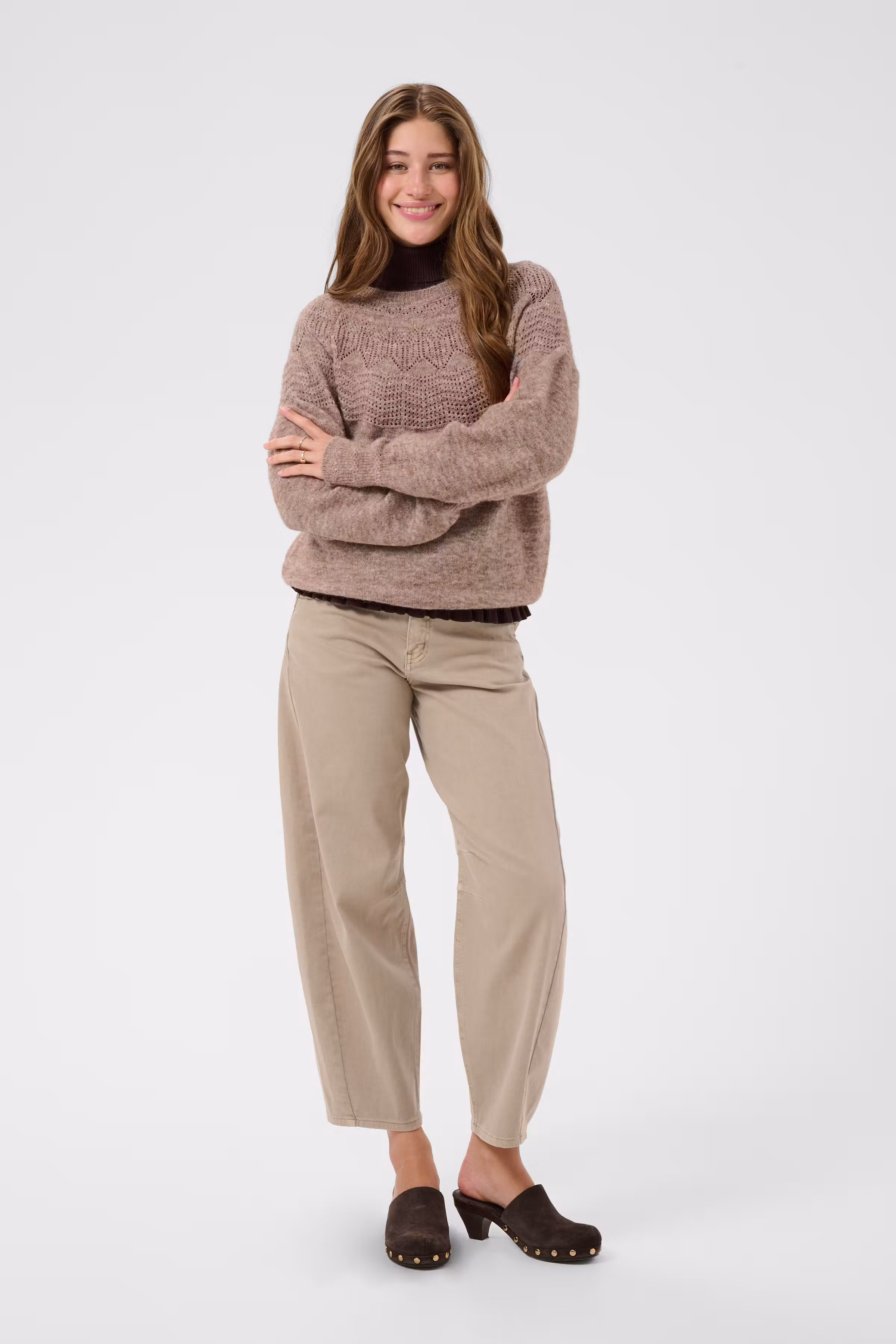 CRJunah Pullover LOOKBOOK FRONT 10615297-109936