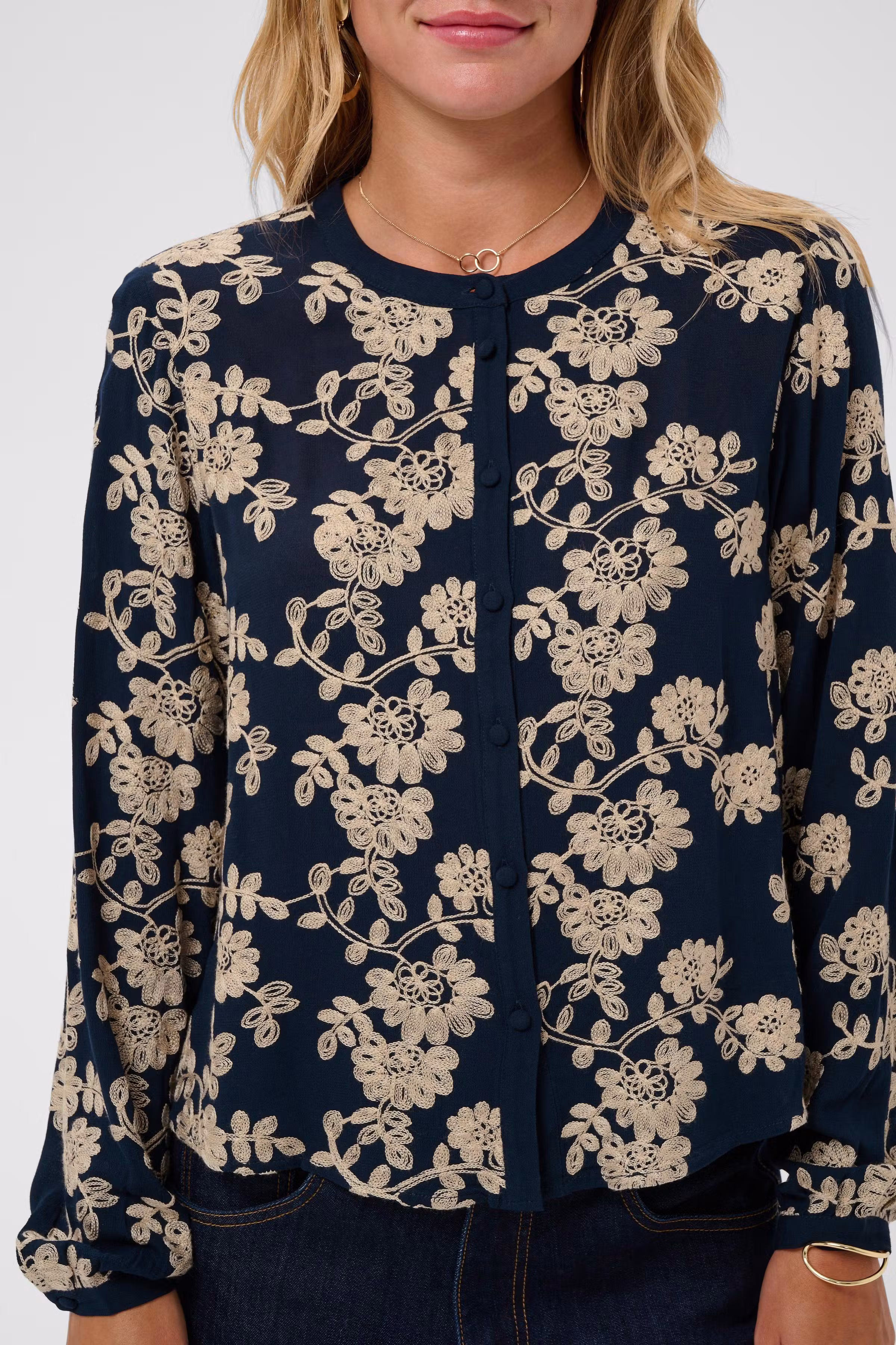 CRRuby Bluse LOOKBOOK DETAIL 10615333-109956