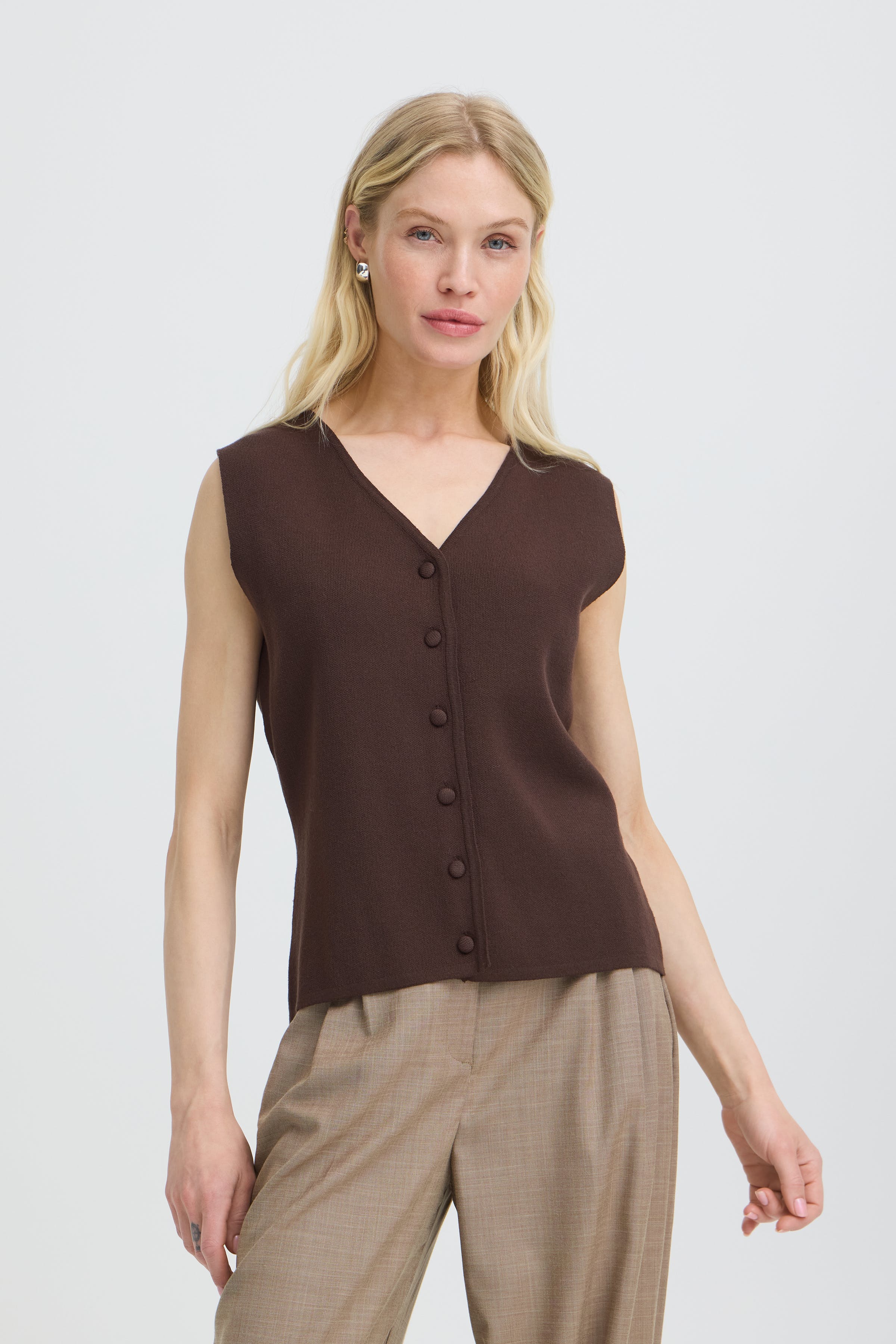 BYOTARI Slipover LOOKBOOK FRONT 20819142-191016