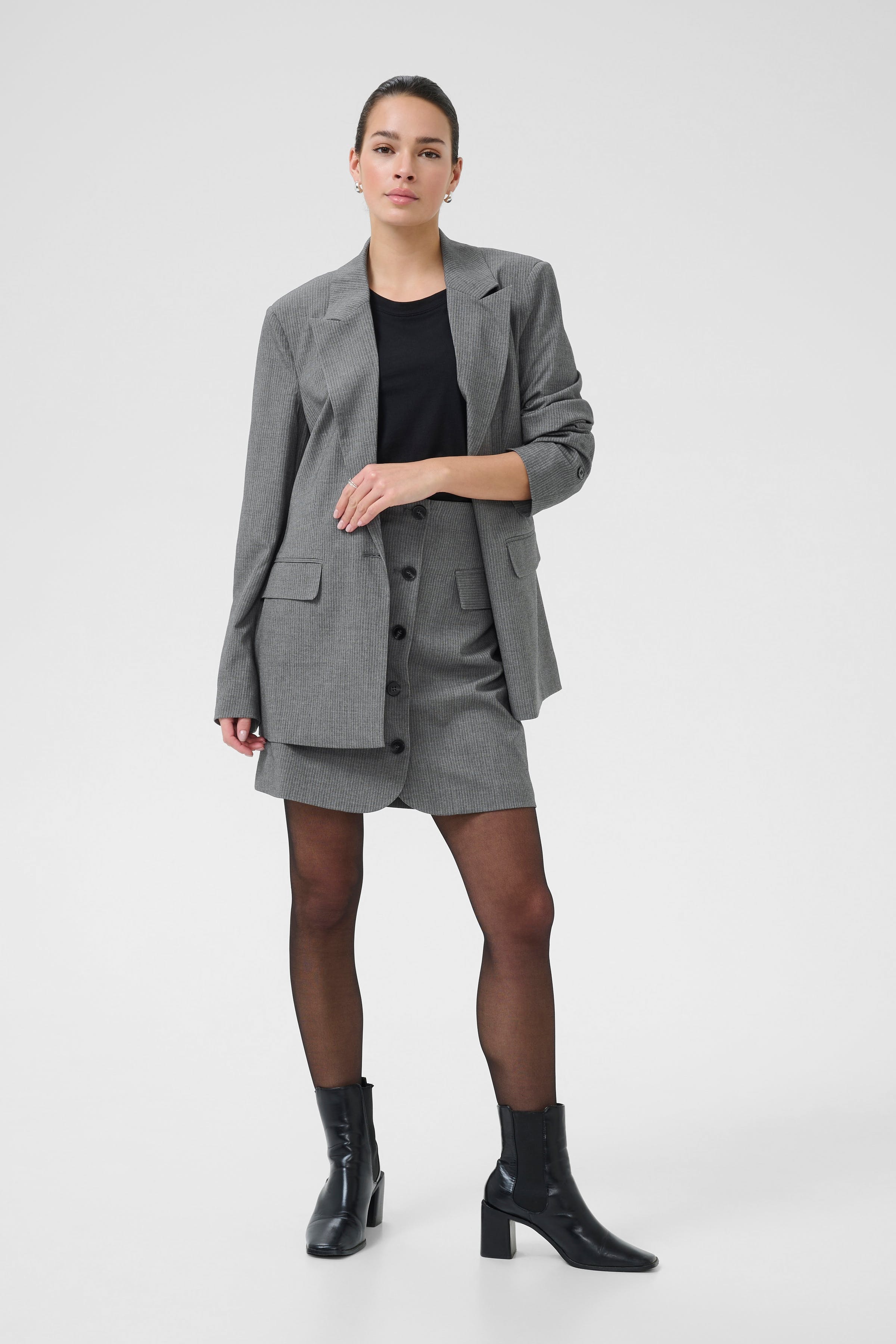 KAellie Rock LOOKBOOK BACK 10510553-108214