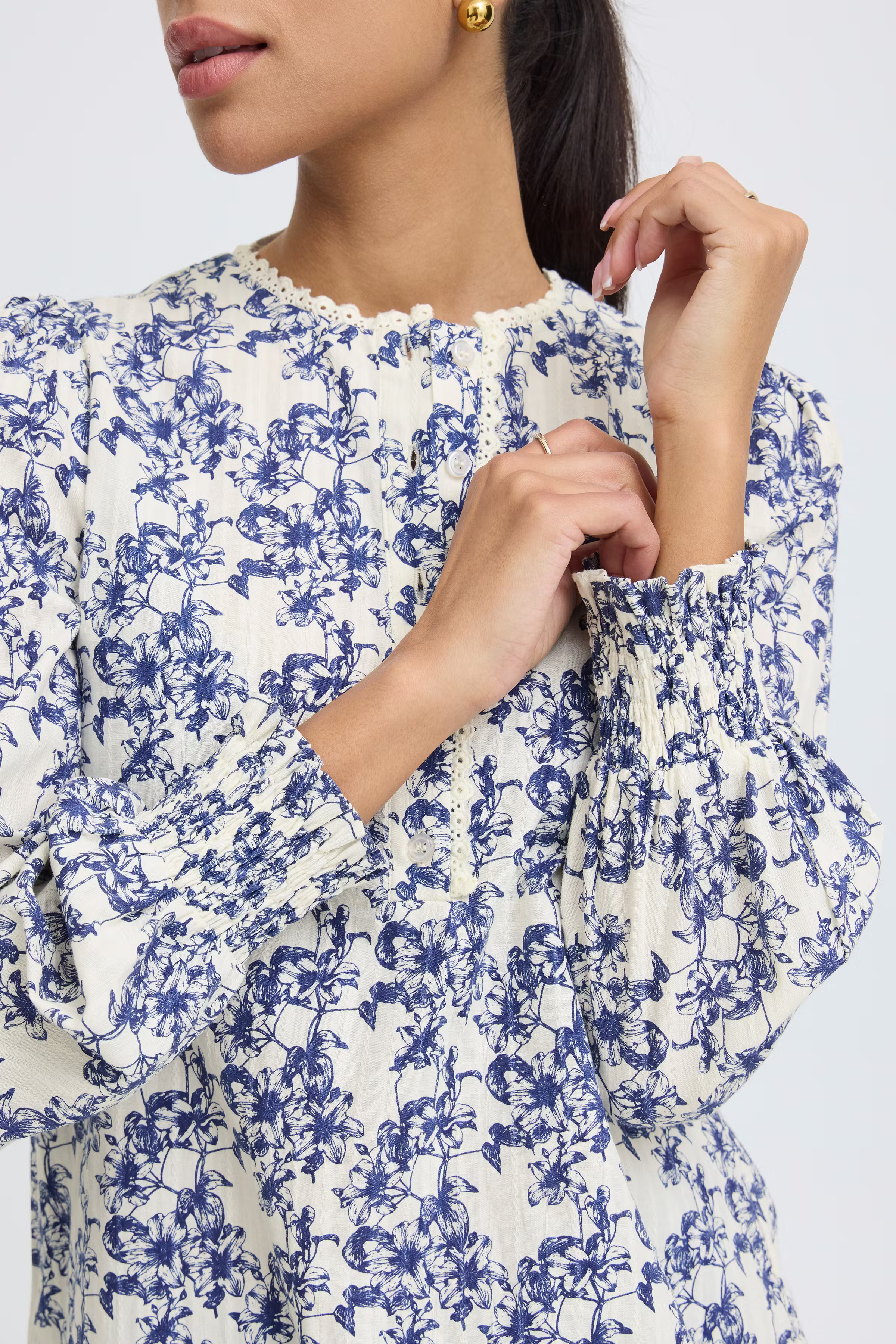 BYJESSE Blouse LOOKBOOK DETAIL 20818814-900006604