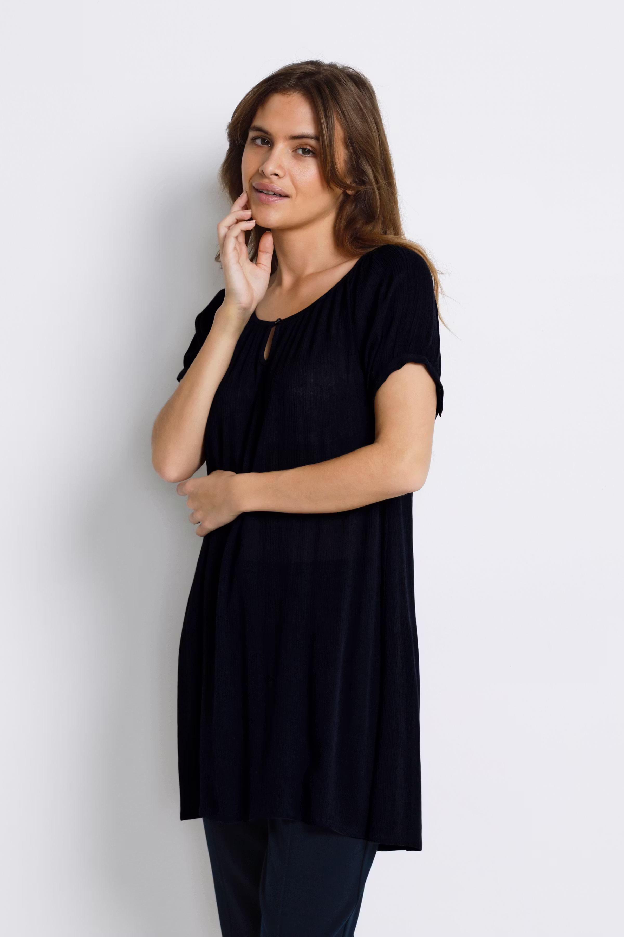 Amber Tunic LOOKBOOK FRONT 501031-50600