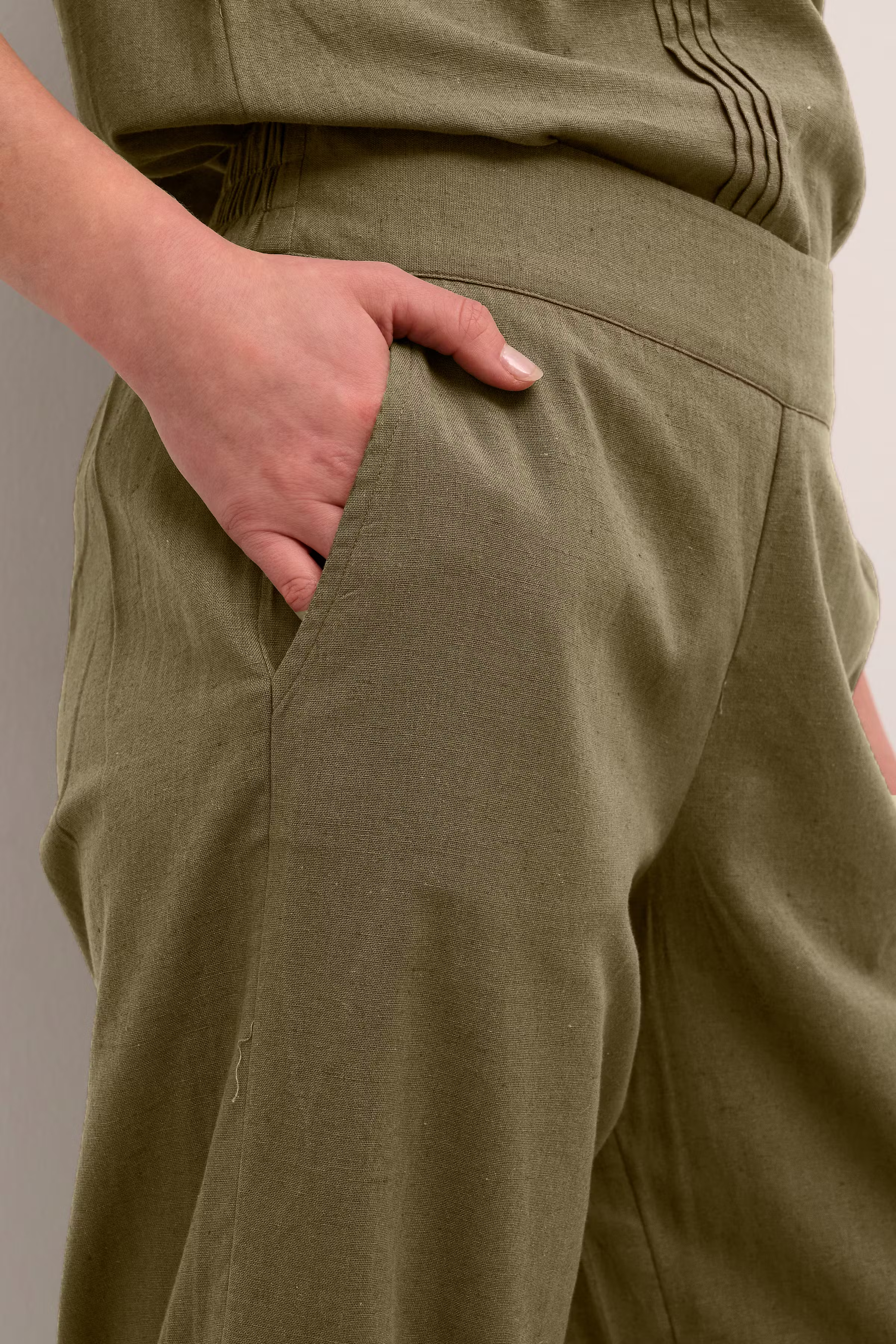 BPkia Hose LOOKBOOK DETAIL 10590416-180521B