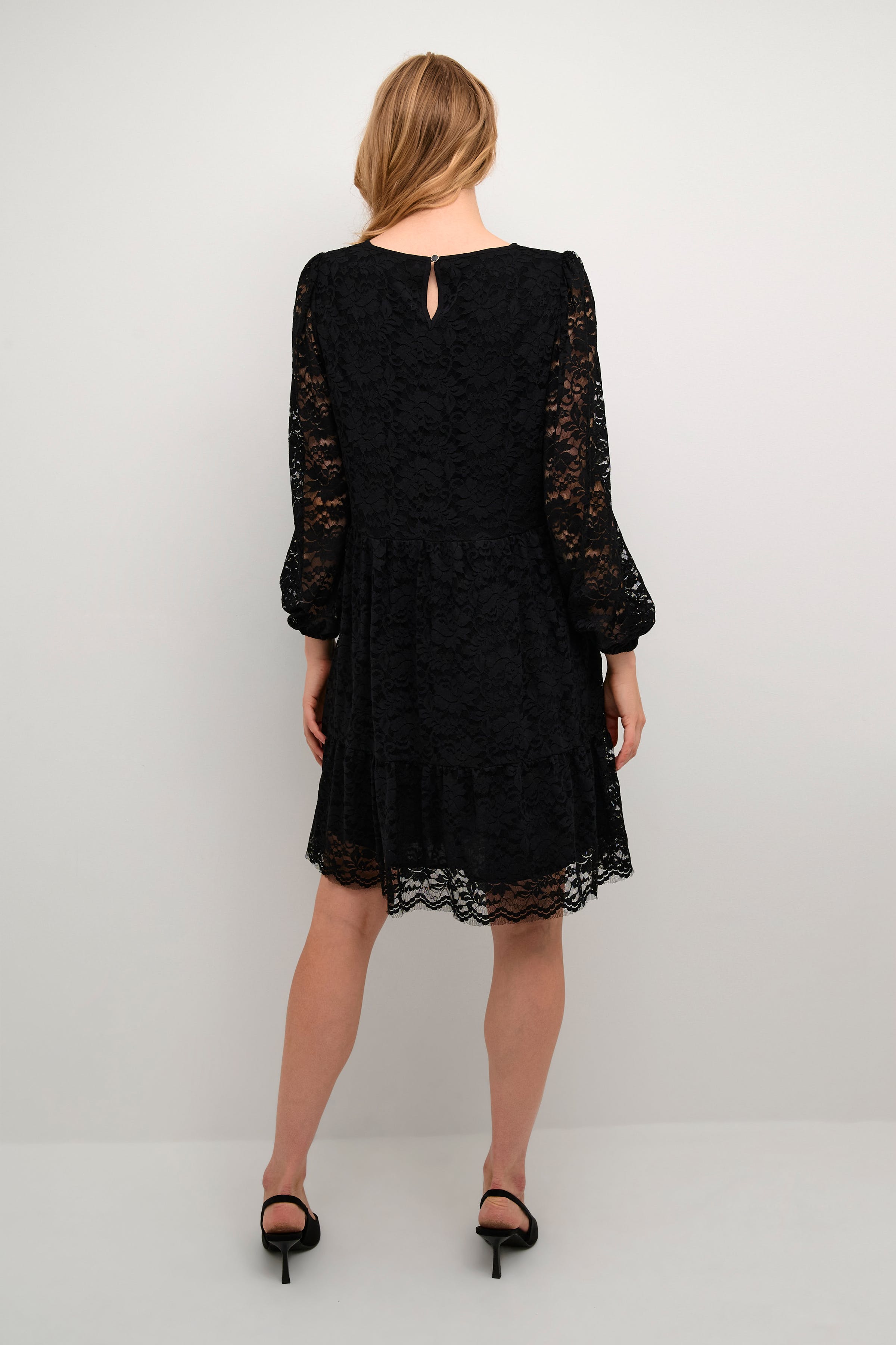 CRAmalie Kleid LOOKBOOK FRONT 10650843-100120