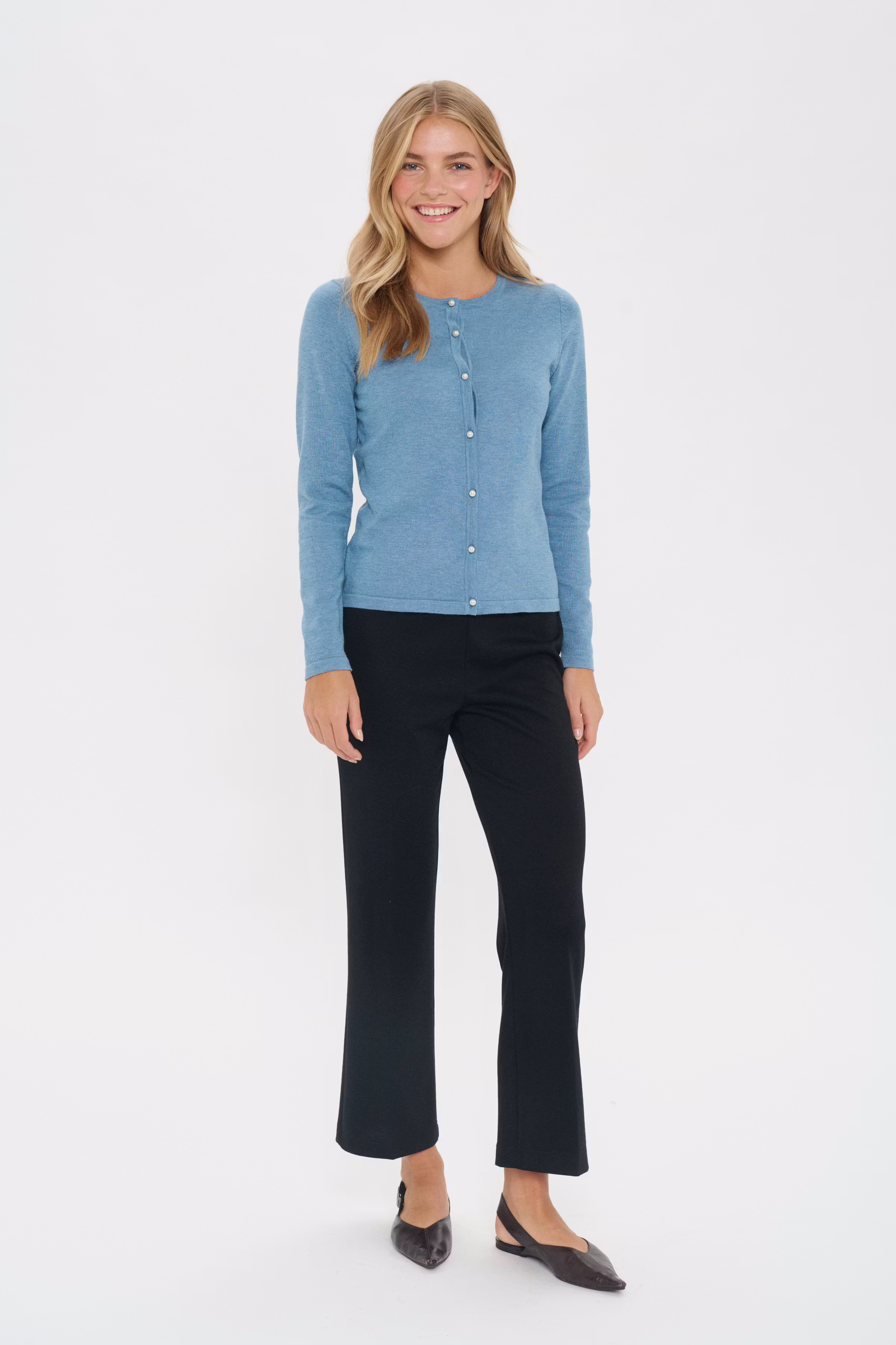 JemmaSZ Cardigan LOOKBOOK FRONT 30514120-1740201