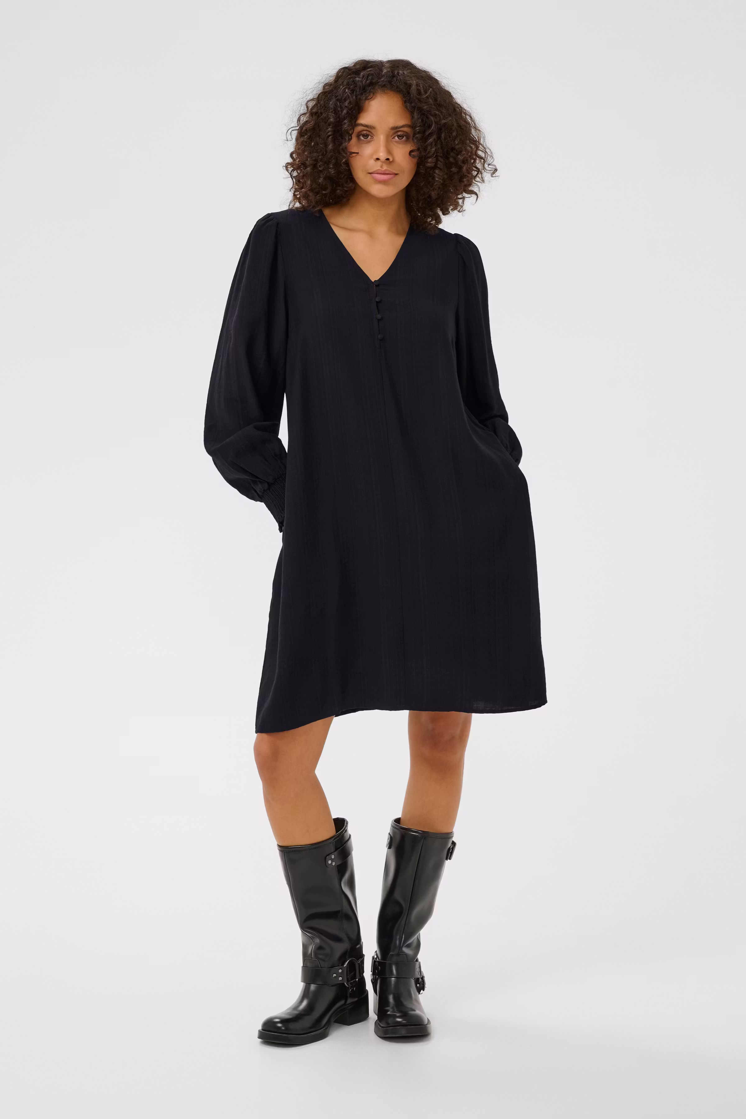 KAlufia Kleid LOOKBOOK FRONT 10511105-100121