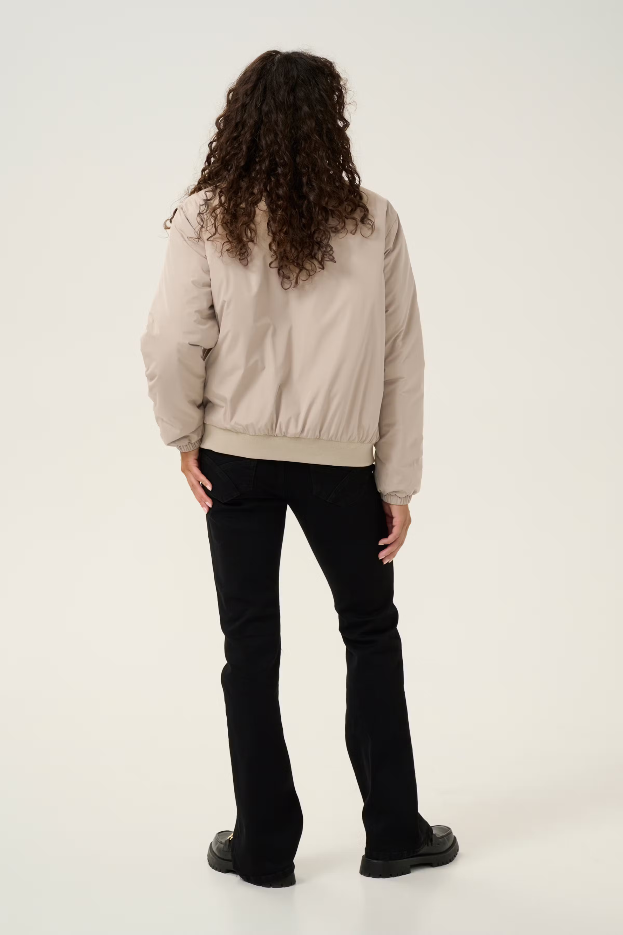 CRArwen Bomber jacket LOOKBOOK BACK 10613654-171312