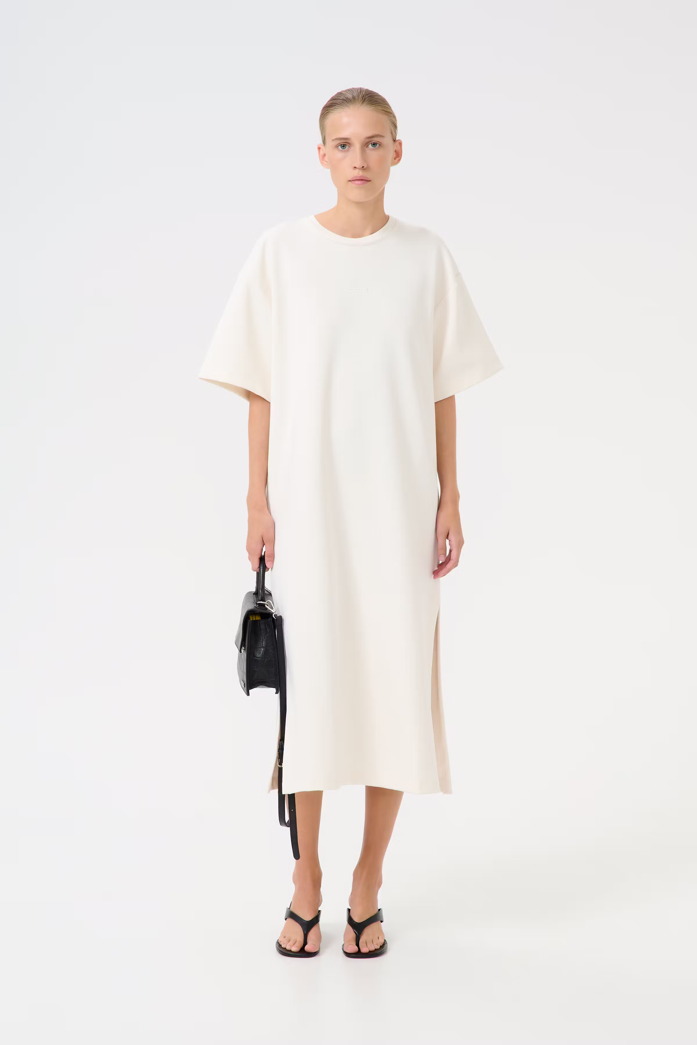 GZimina T-shirt LOOKBOOK FRONT 10910335-130905