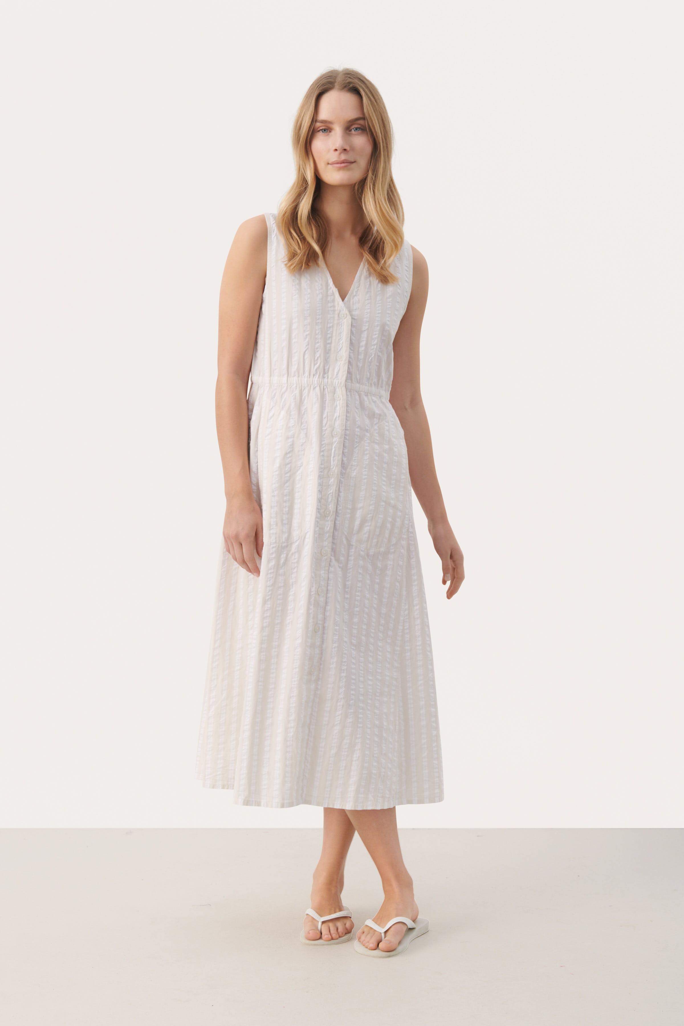 GullfridPW Kjole LOOKBOOK FRONT 30308633-303036