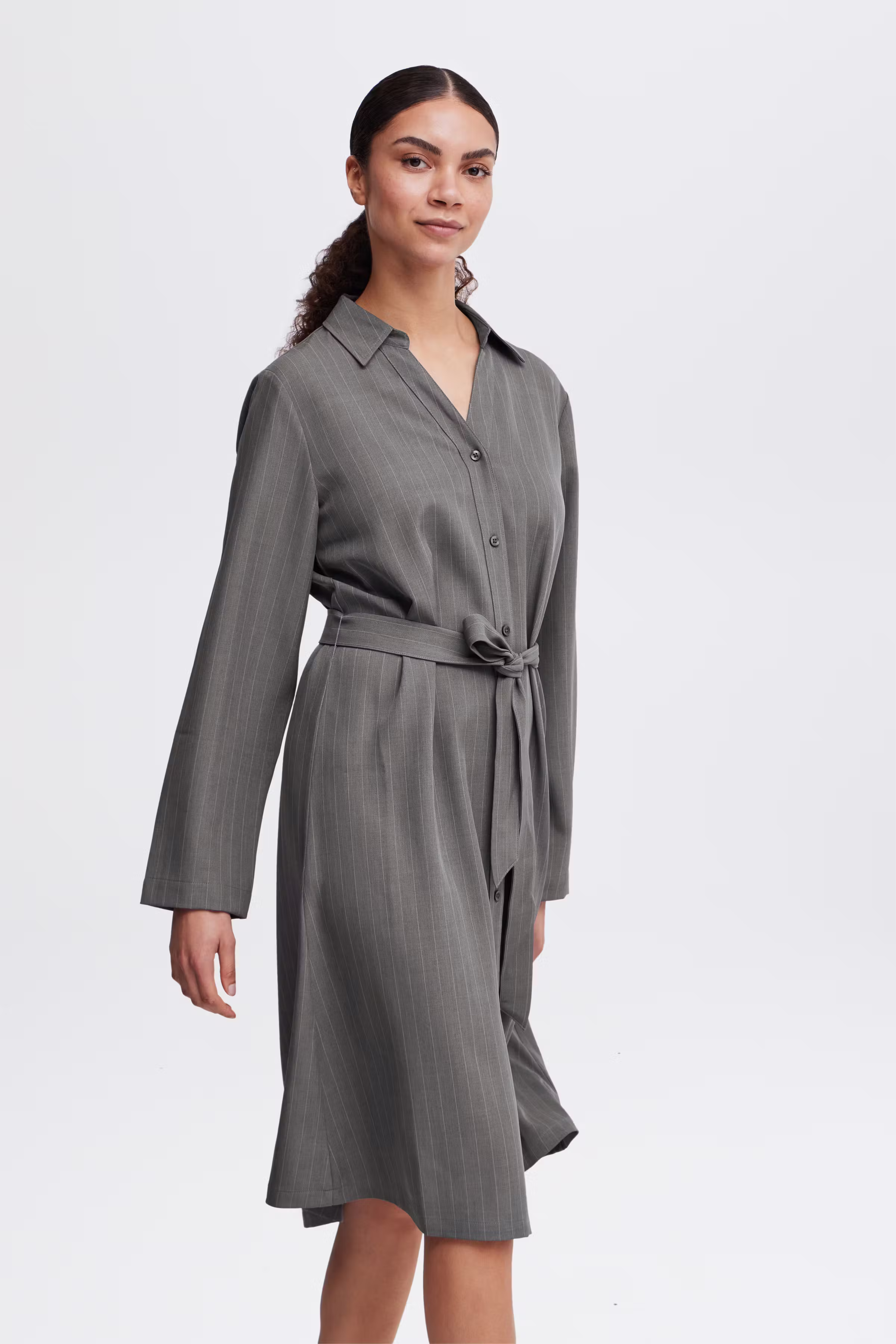 BYMMIDDE Klänning LOOKBOOK FRONT 20815638-203923