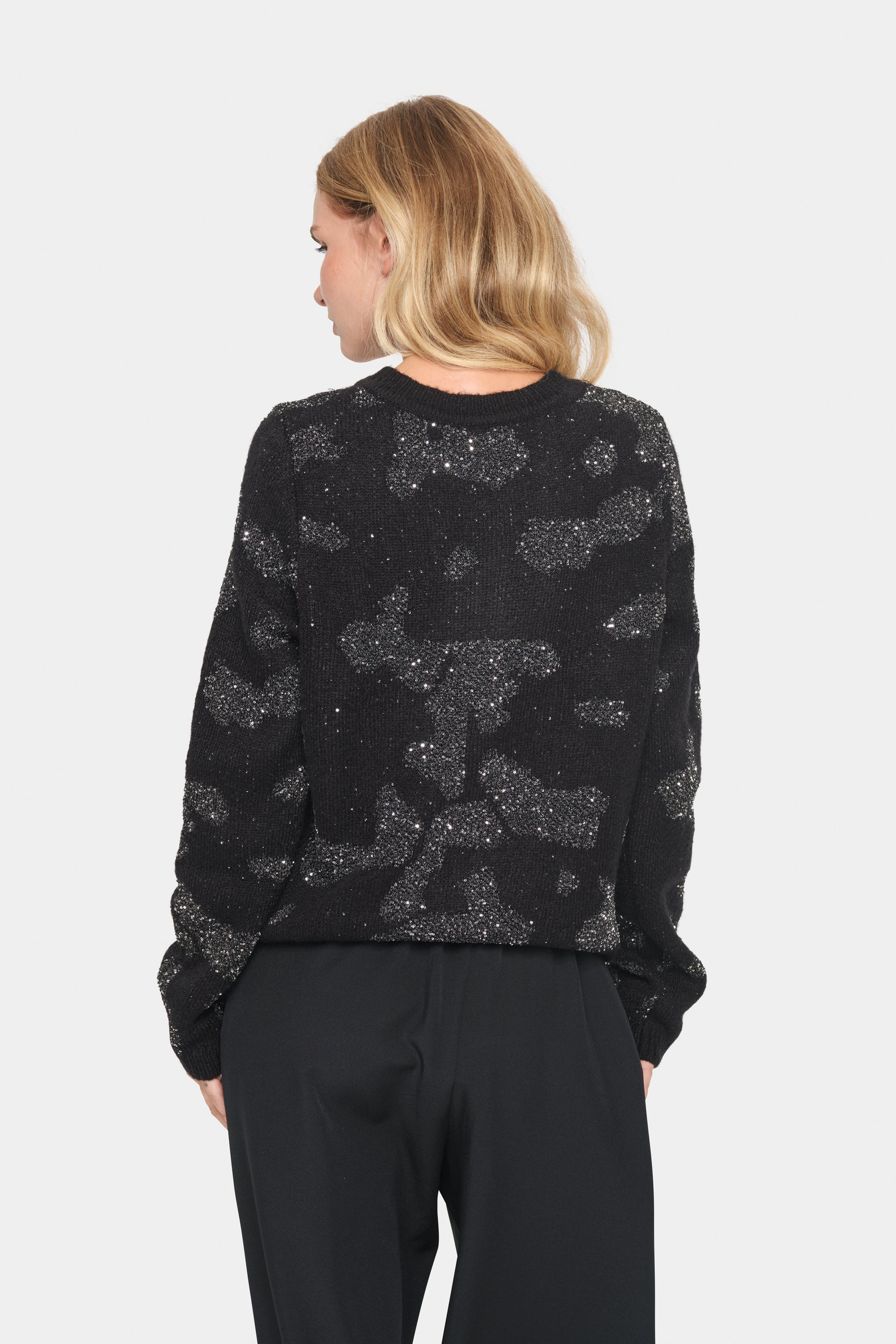 HalimaSZ Cardigan LOOKBOOK BACK 30513723-193911