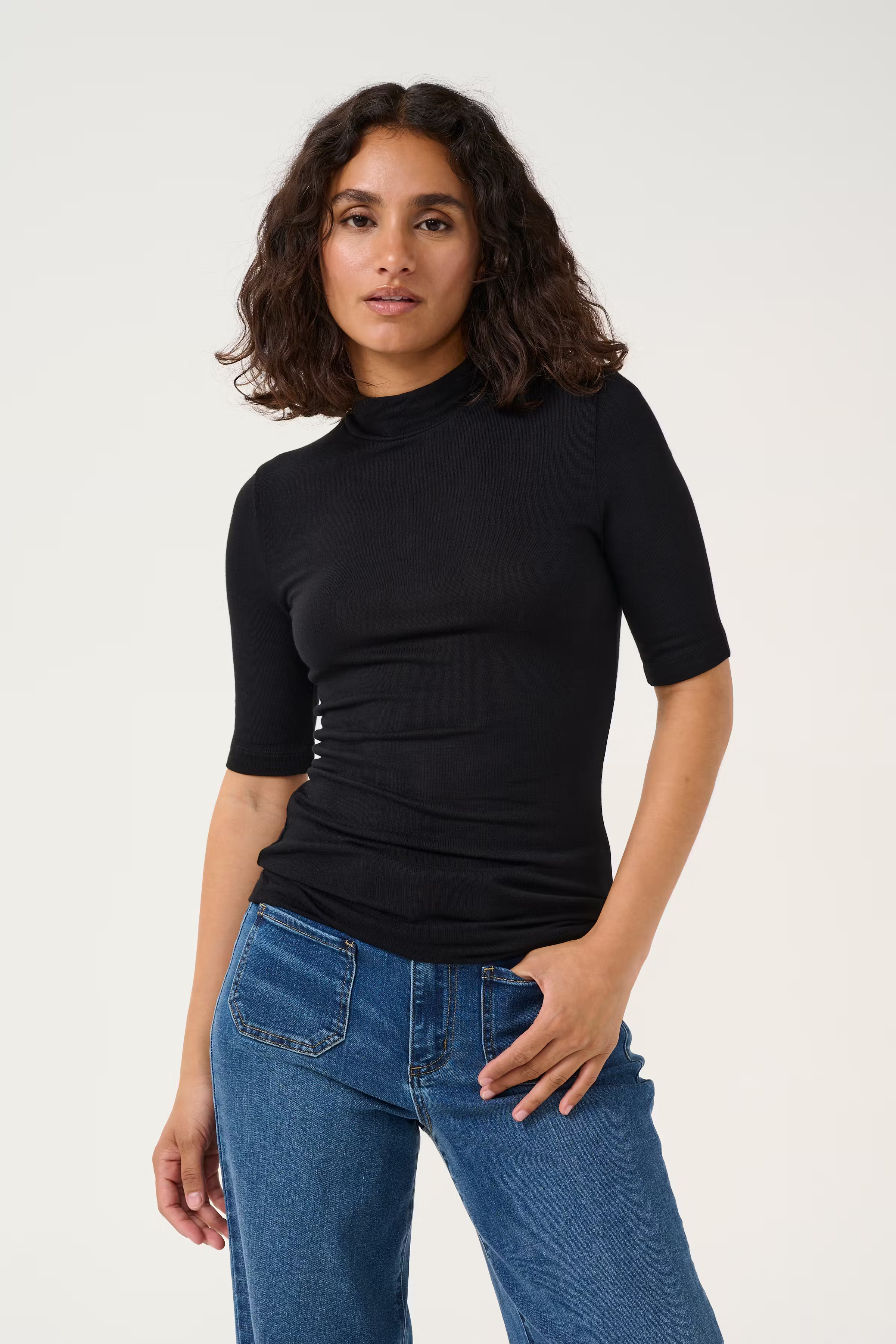 KAlida T-shirt LOOKBOOK FRONT 10509406-100121