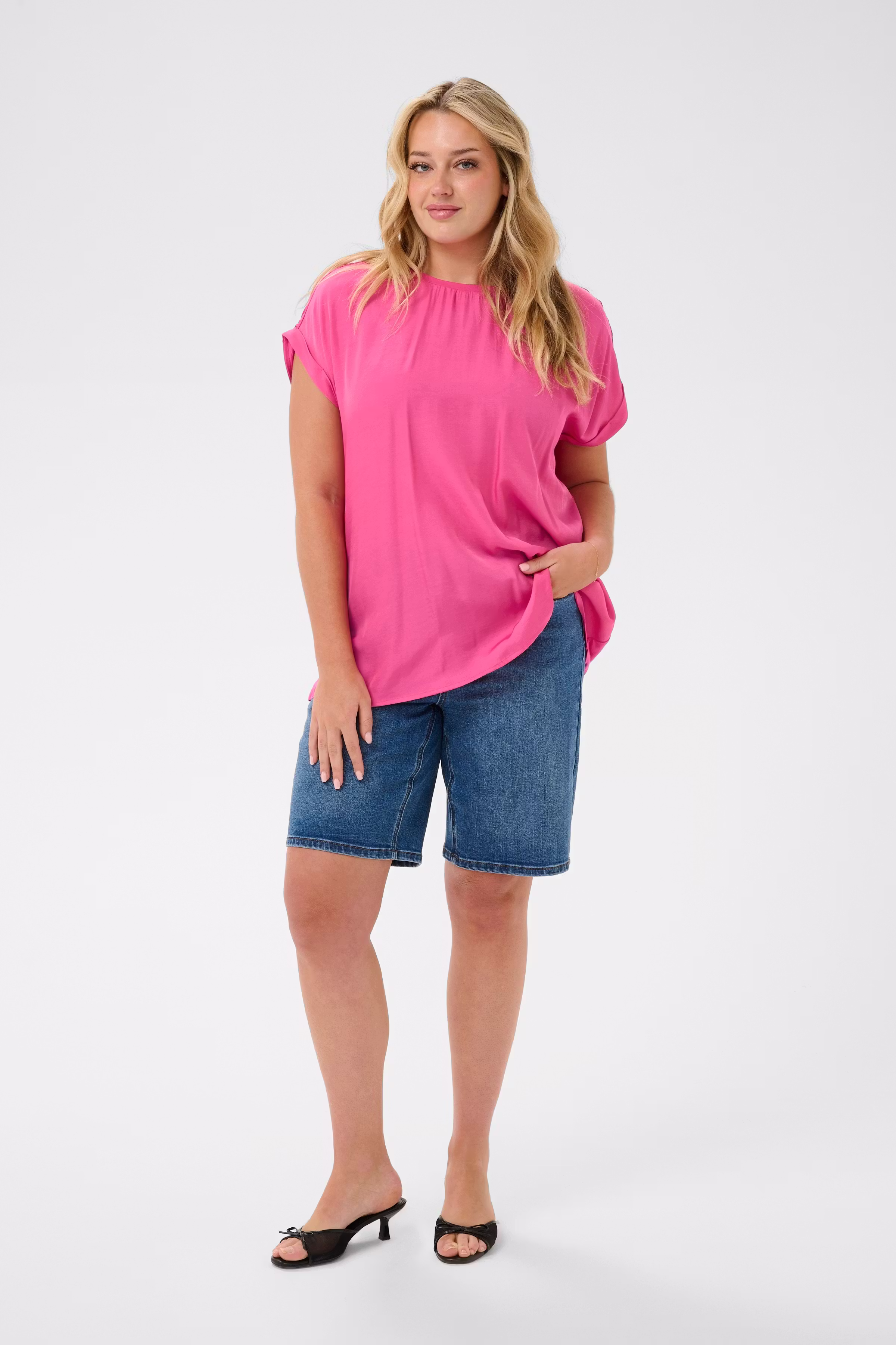 KCmilia Blus LOOKBOOK FRONT 10583812-182143