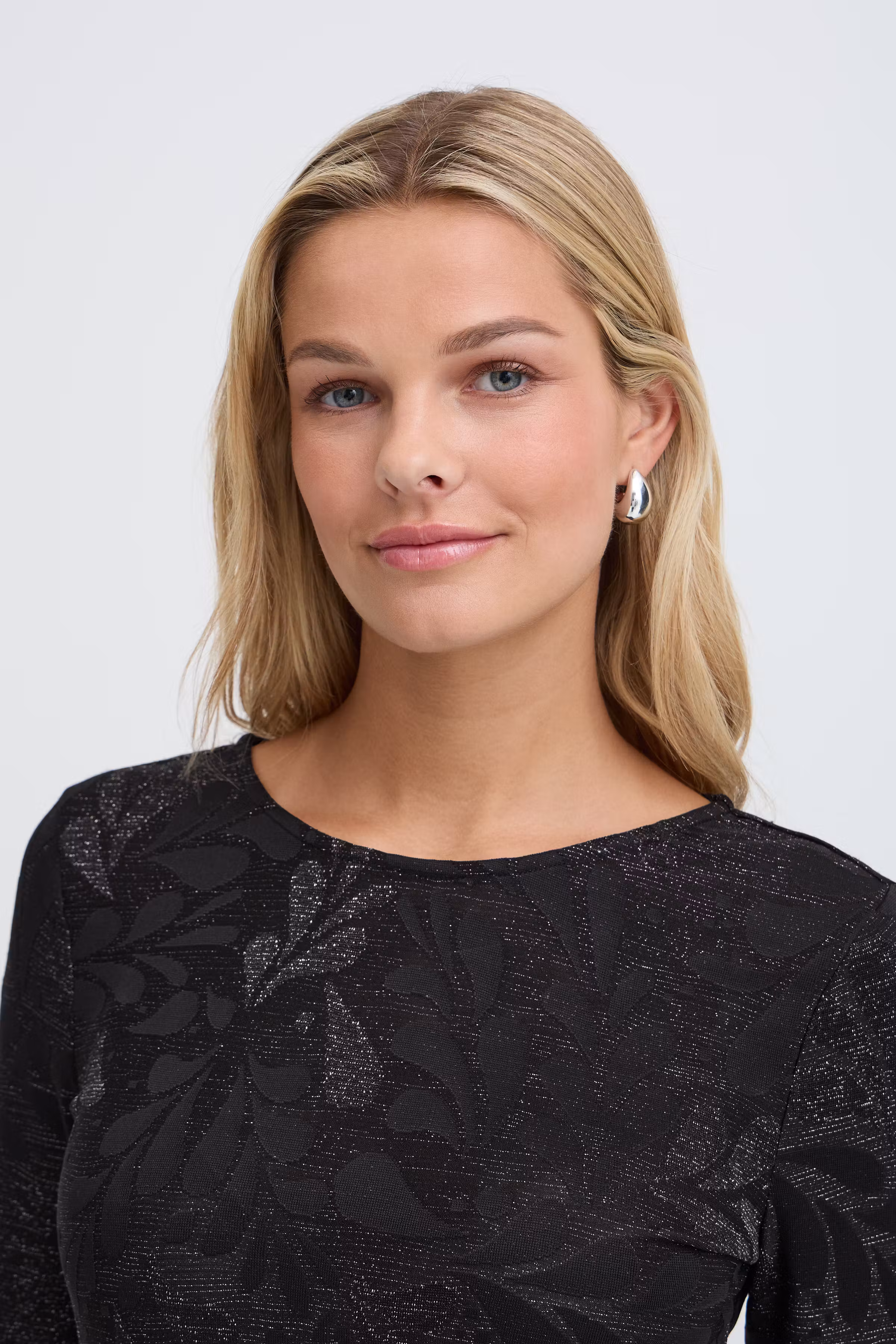 FRMARGOT T-shirt LOOKBOOK DETAIL 20618529-194008