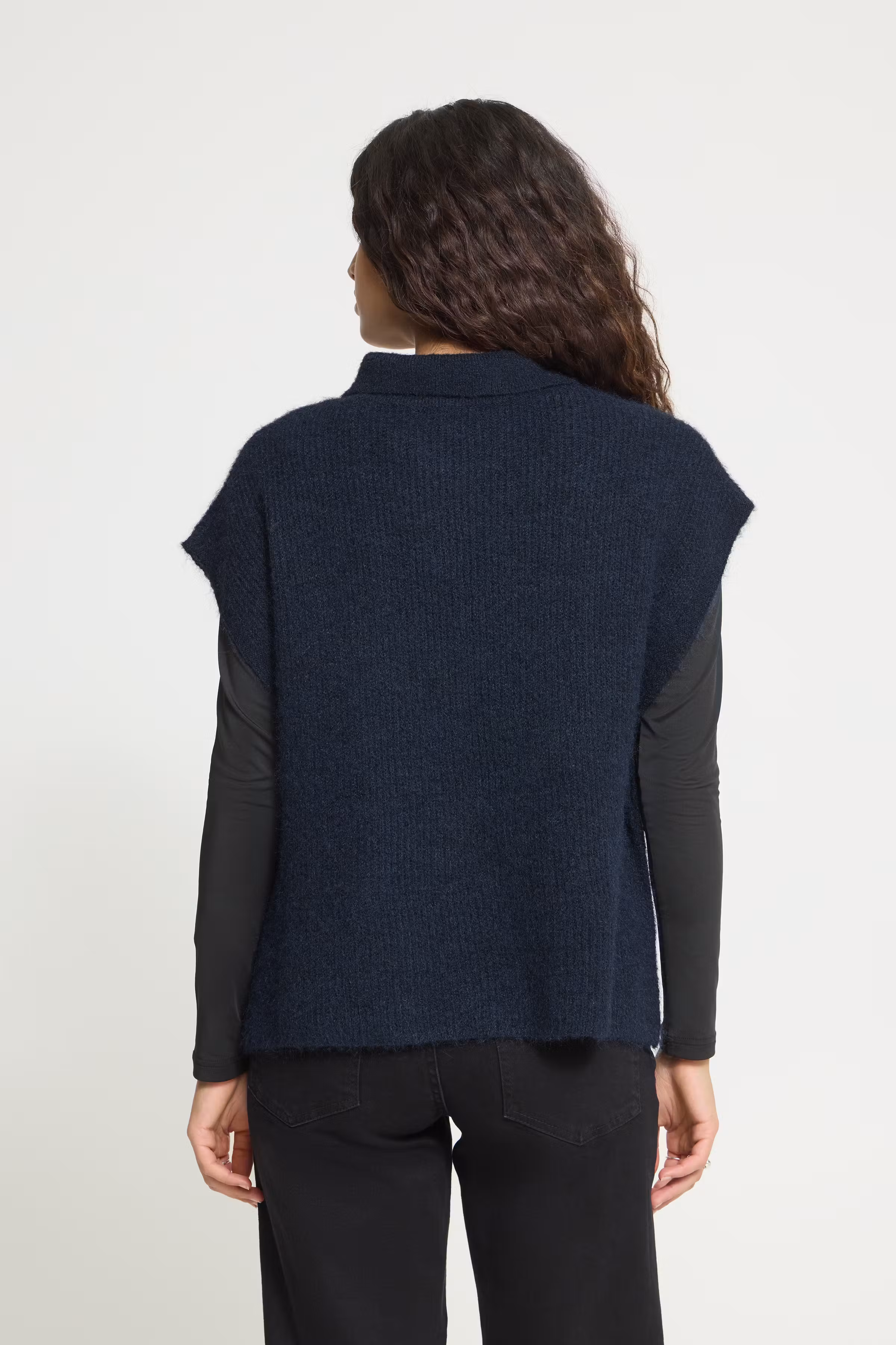 IAYLVA Poncho LOOKBOOK BACK 20126762-193831