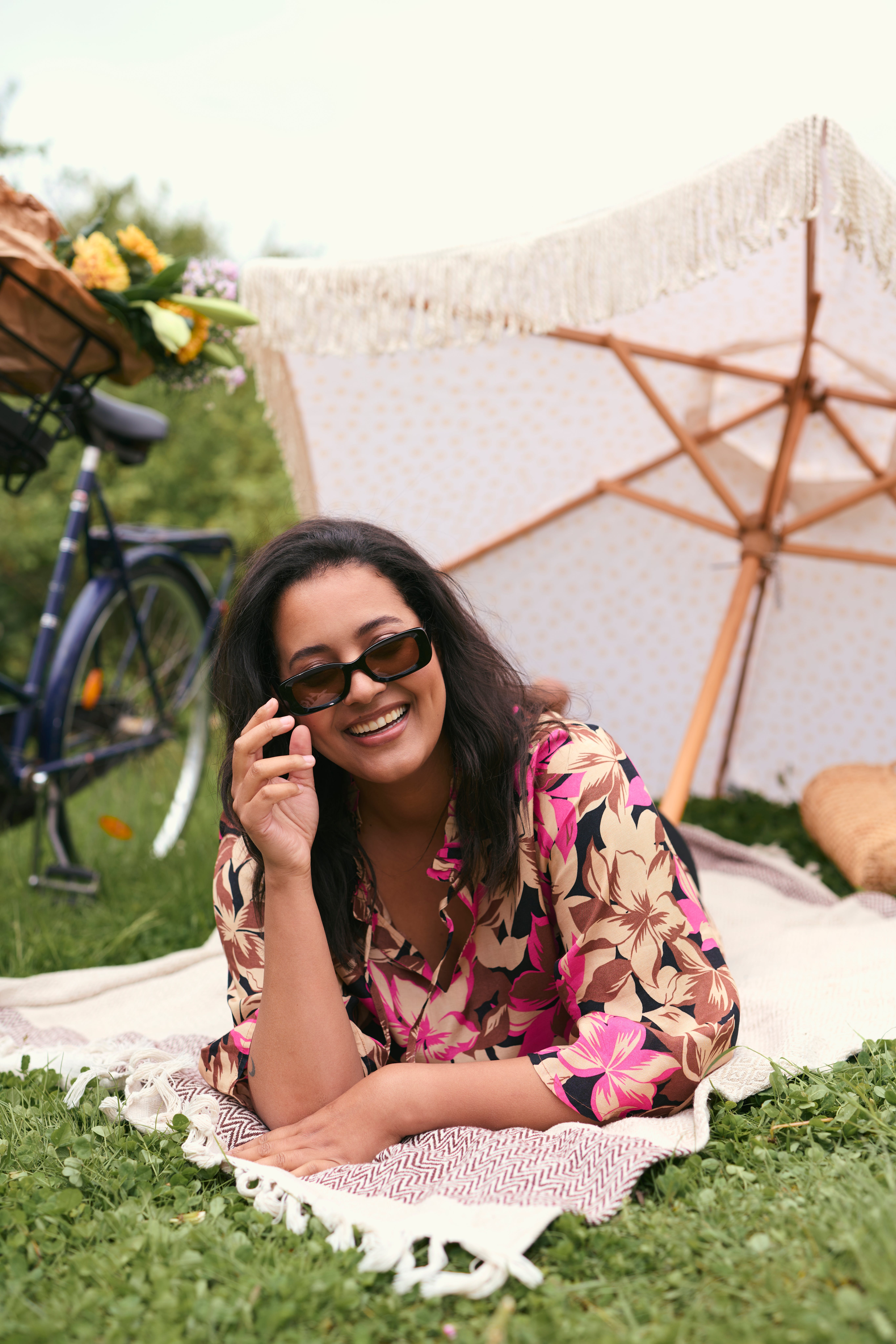 KCdory Blouse LOCATION NONE 10581639-104437